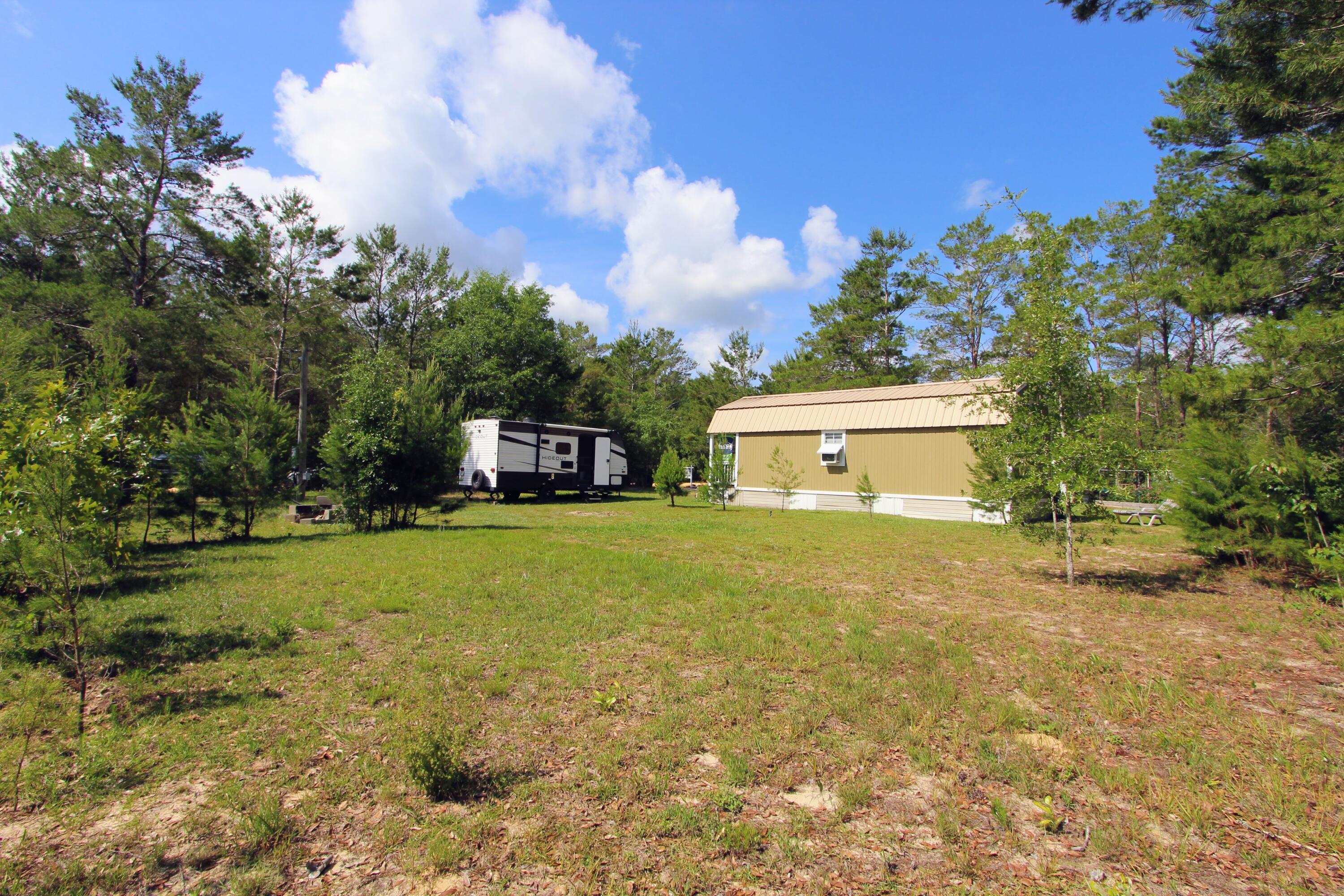 Defuniak Springs - Land