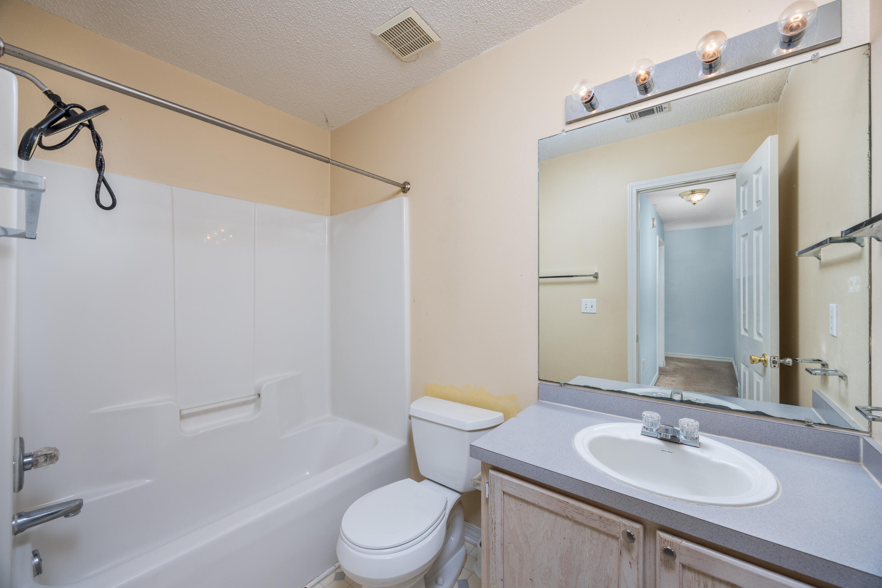 FOREST OAKS PH 3 - Residential