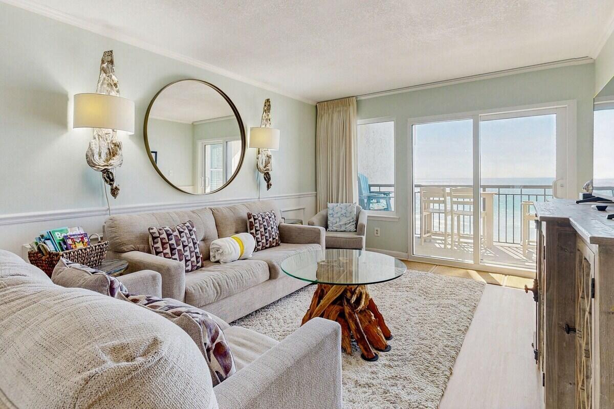 676 Santa Rosa Boulevard 6E