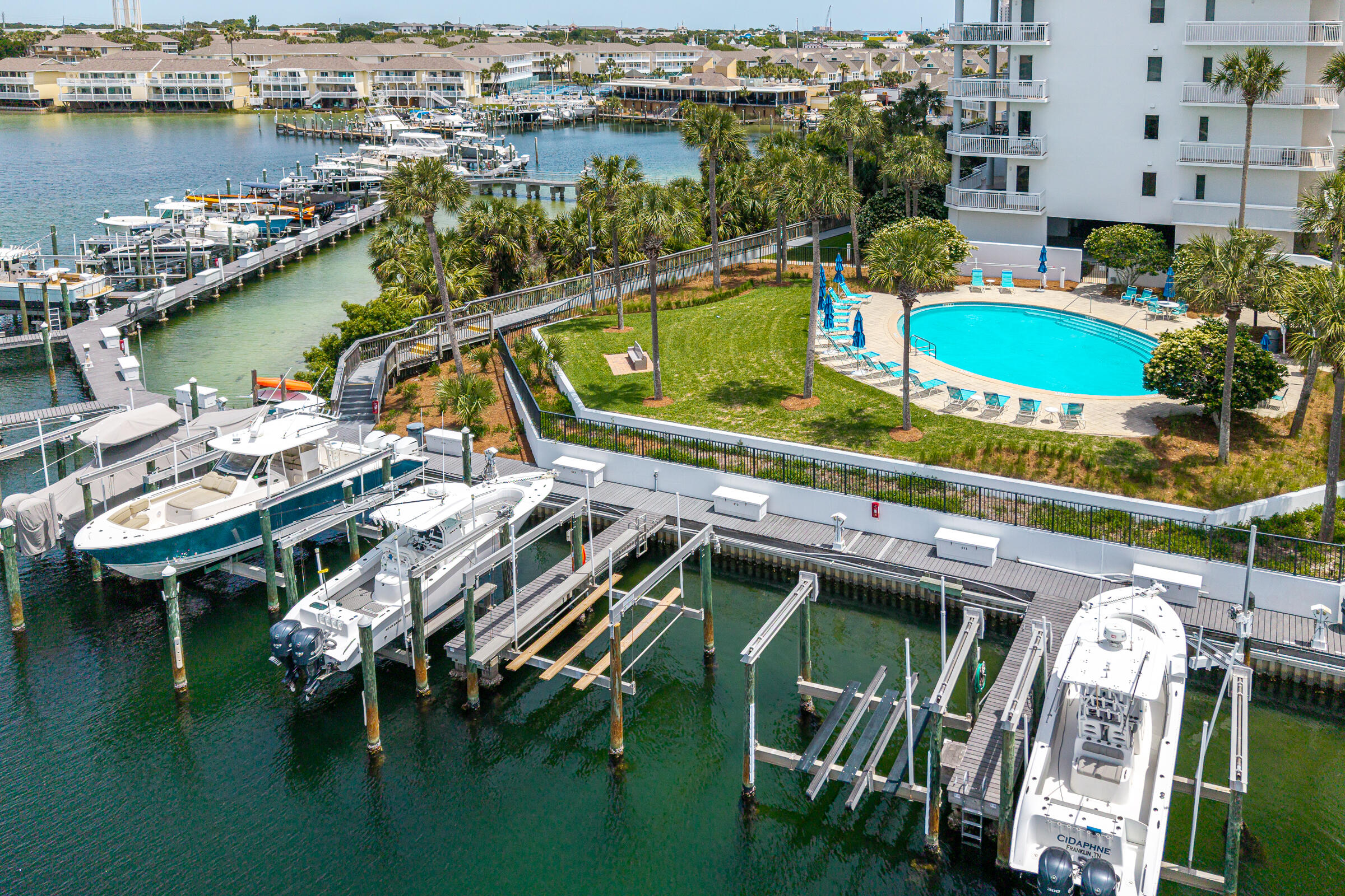 HARBOR LANDING PH II - Residential