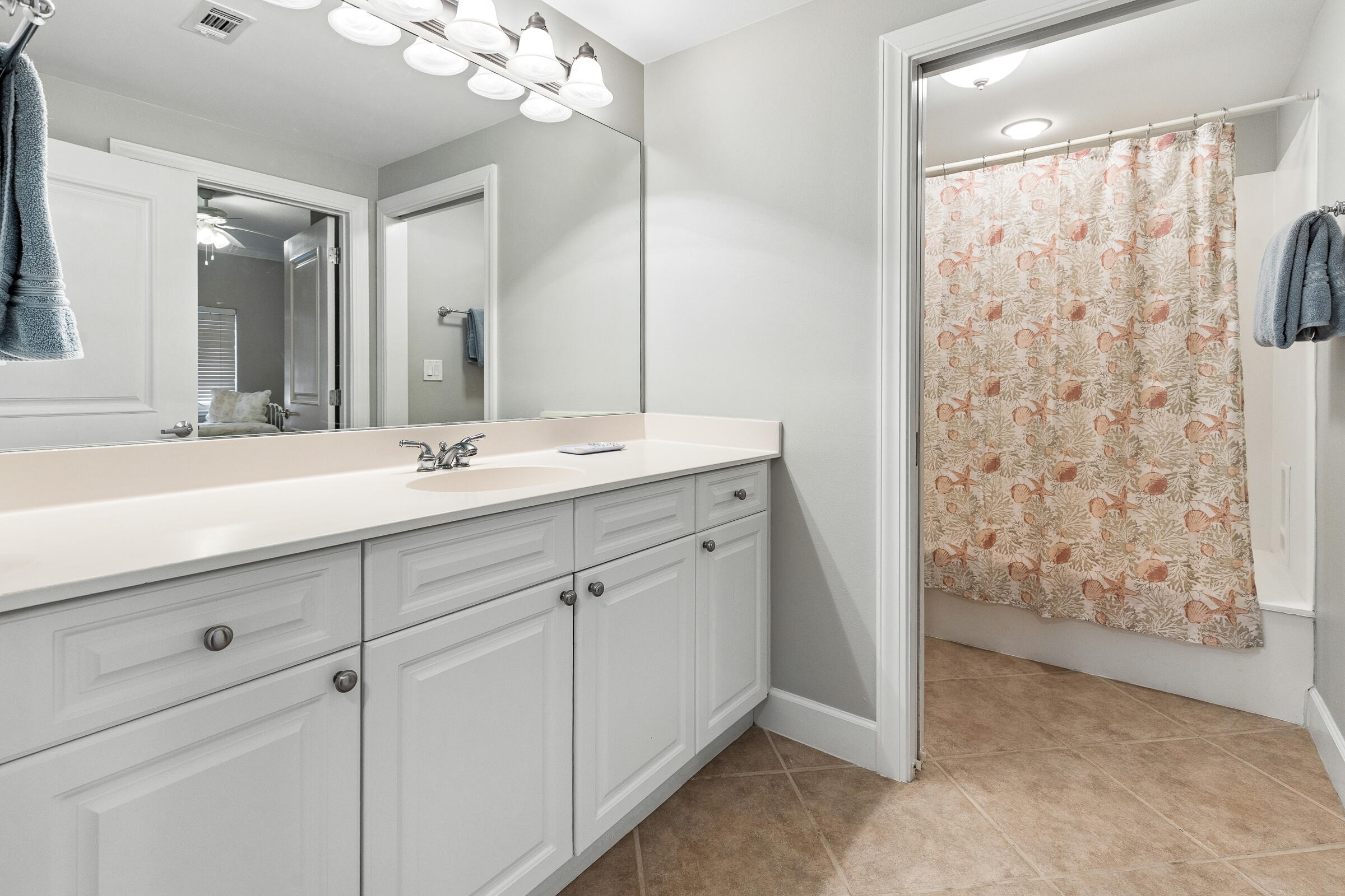 HARBOR LANDING PH II - Residential