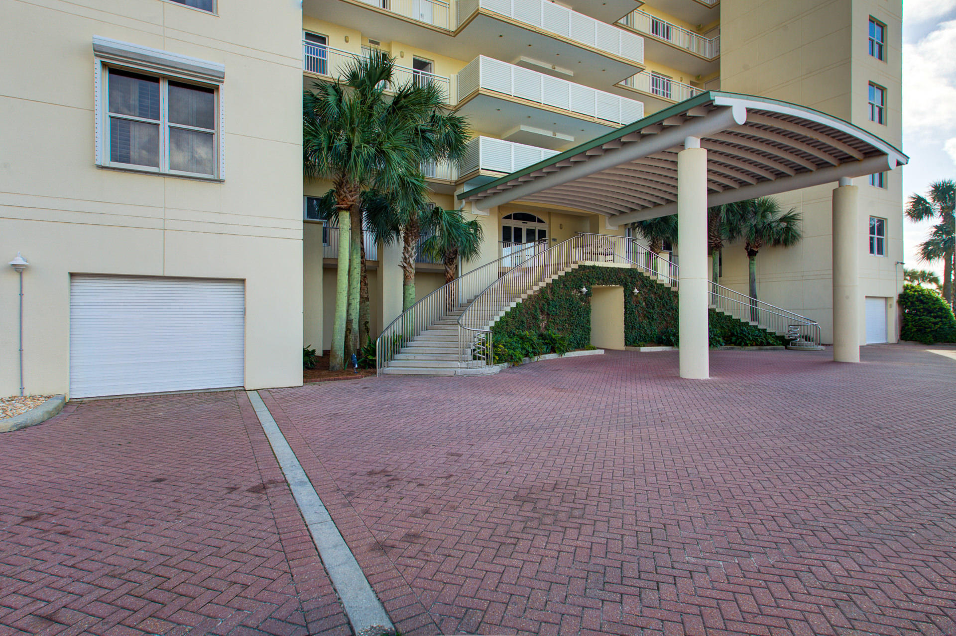 BELLE MER CONDOMINIUM - Residential