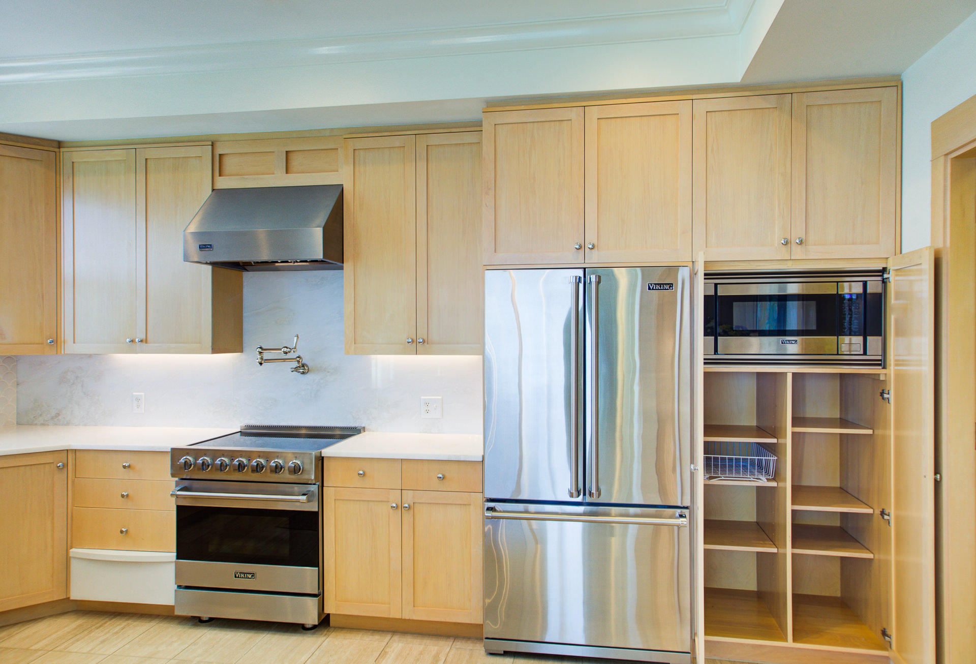 BELLE MER CONDOMINIUM - Residential