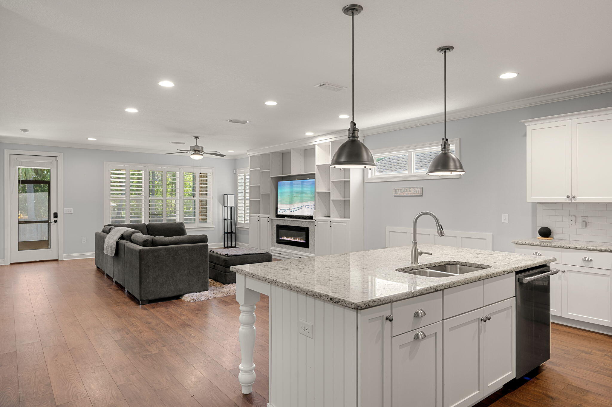 HAMMOCK BAY - Residential
