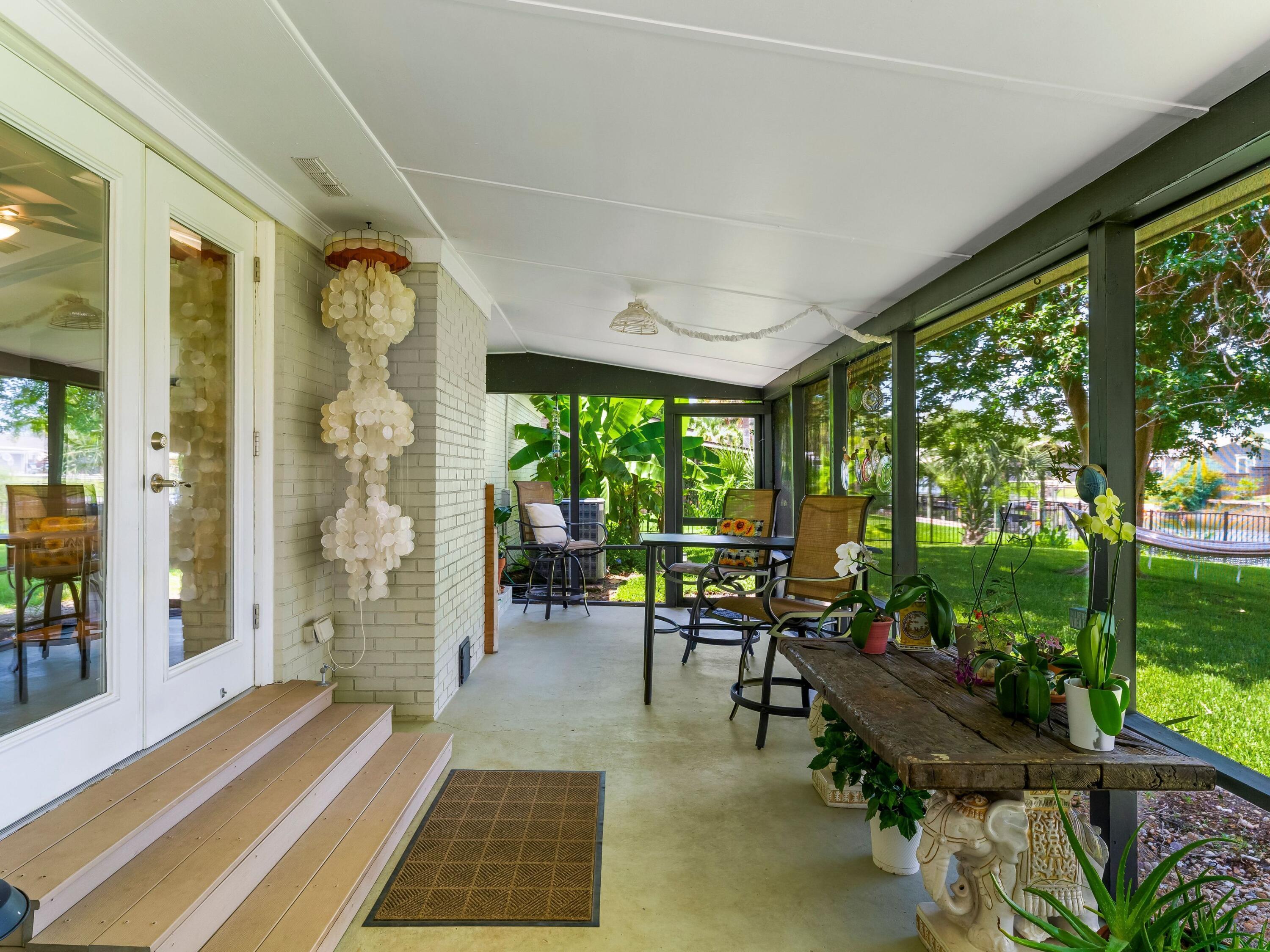 BAYWOOD SHORE ESTATES - Residential