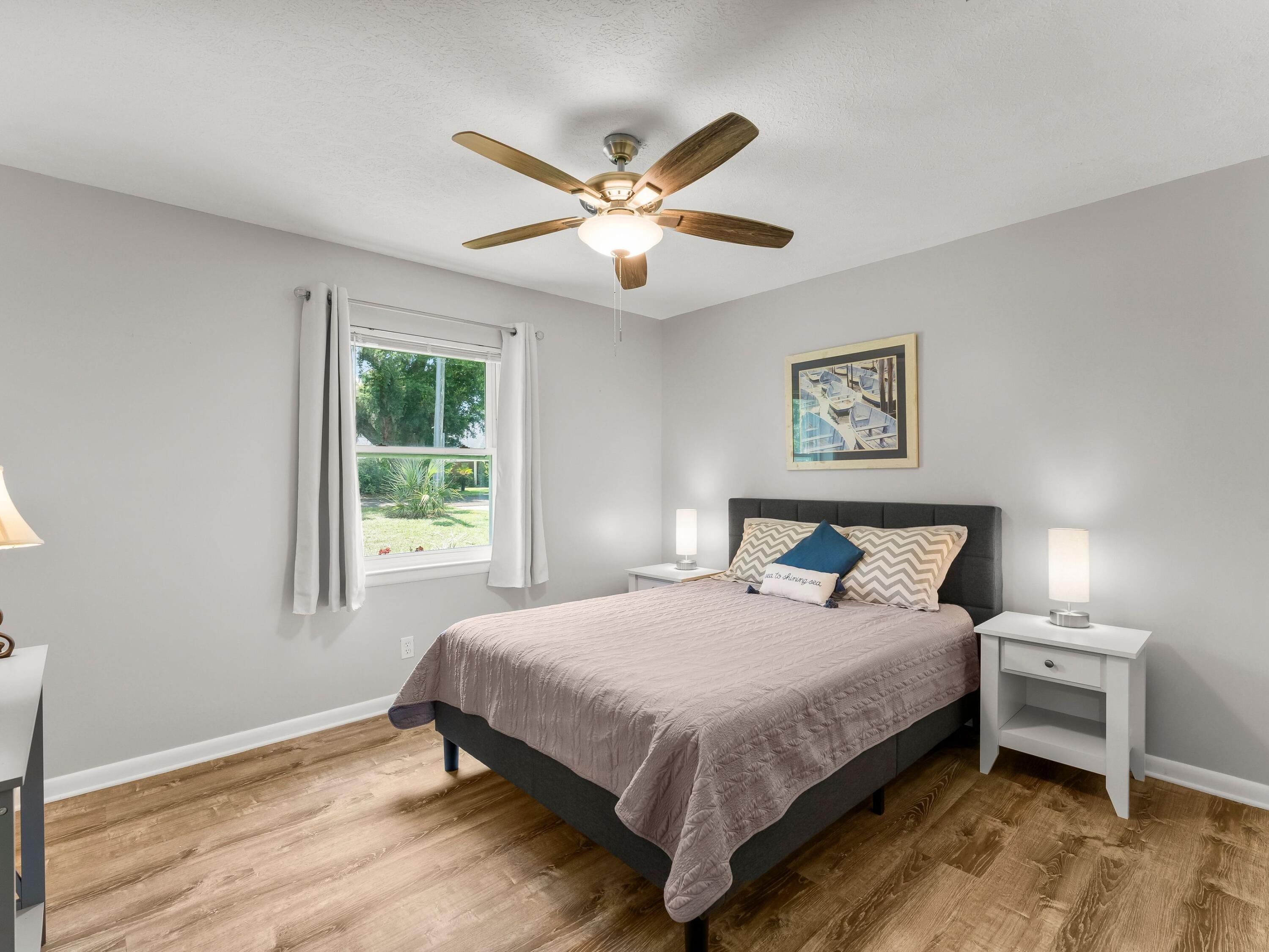 BAYWOOD SHORE ESTATES - Residential