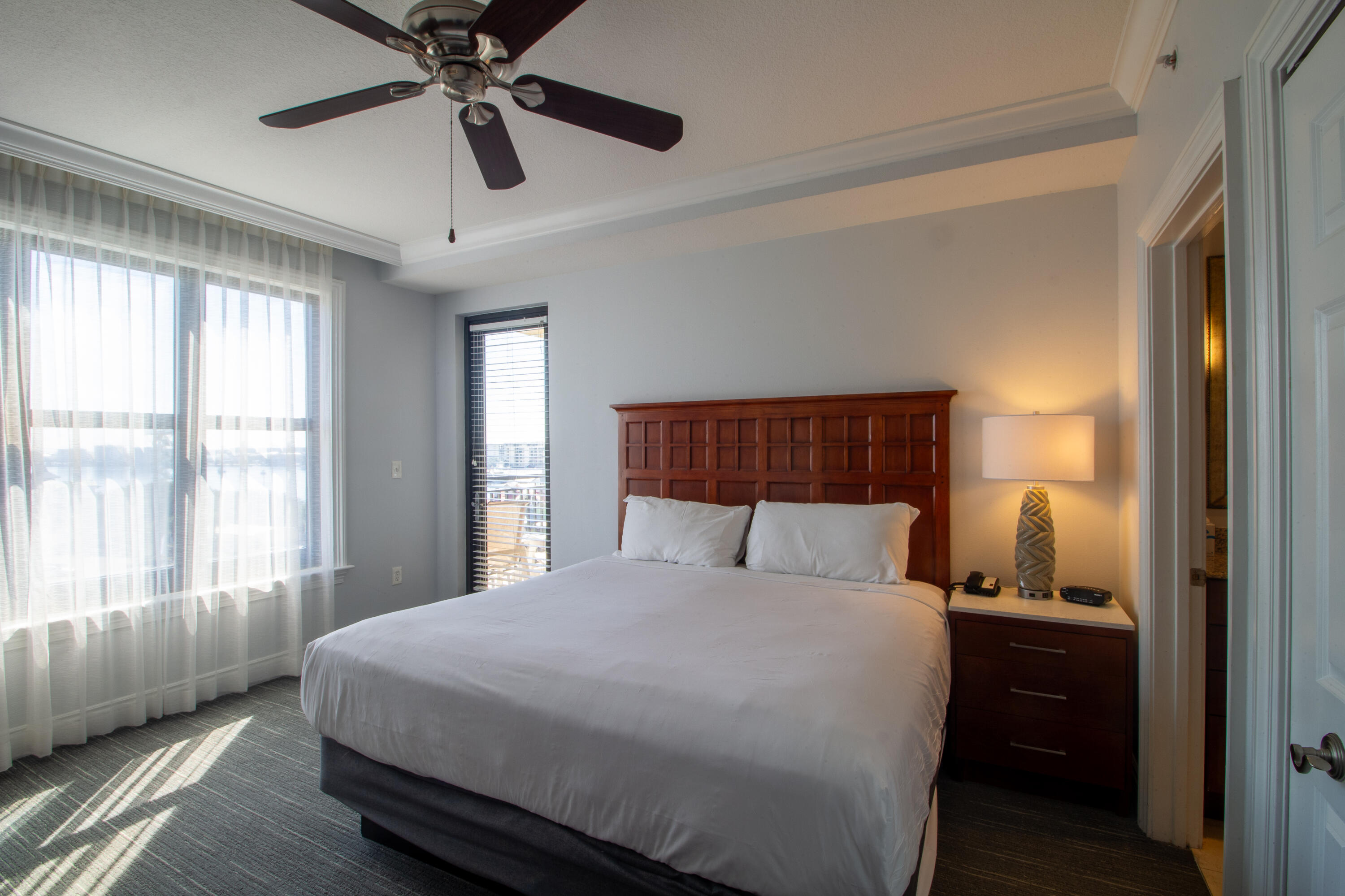 EMERALD GRANDE - Residential