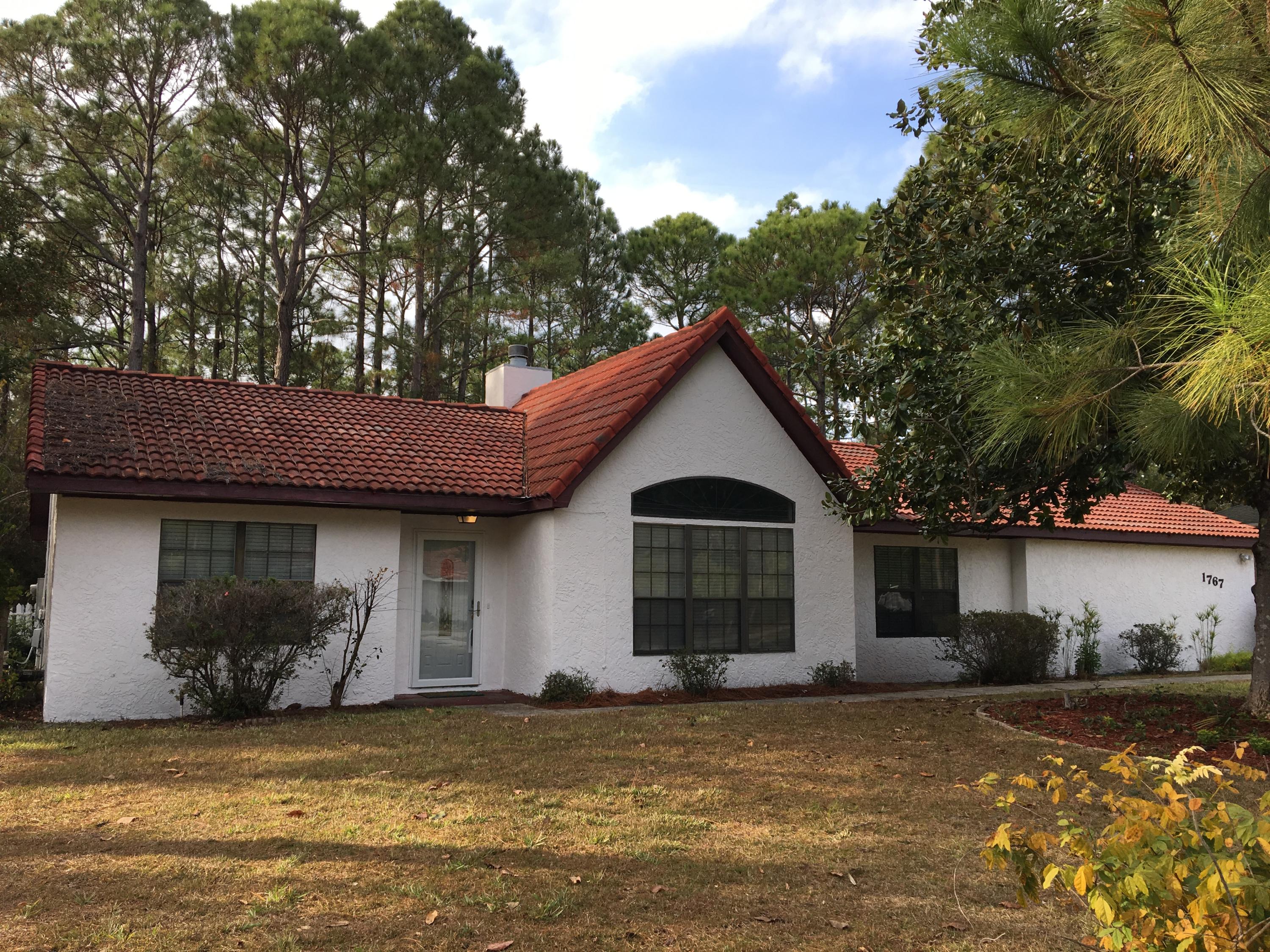 SMUGGLERS COVE - Residential