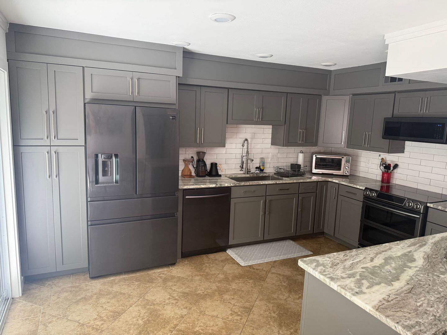 CANTERBURY WOODS - Residential Lease