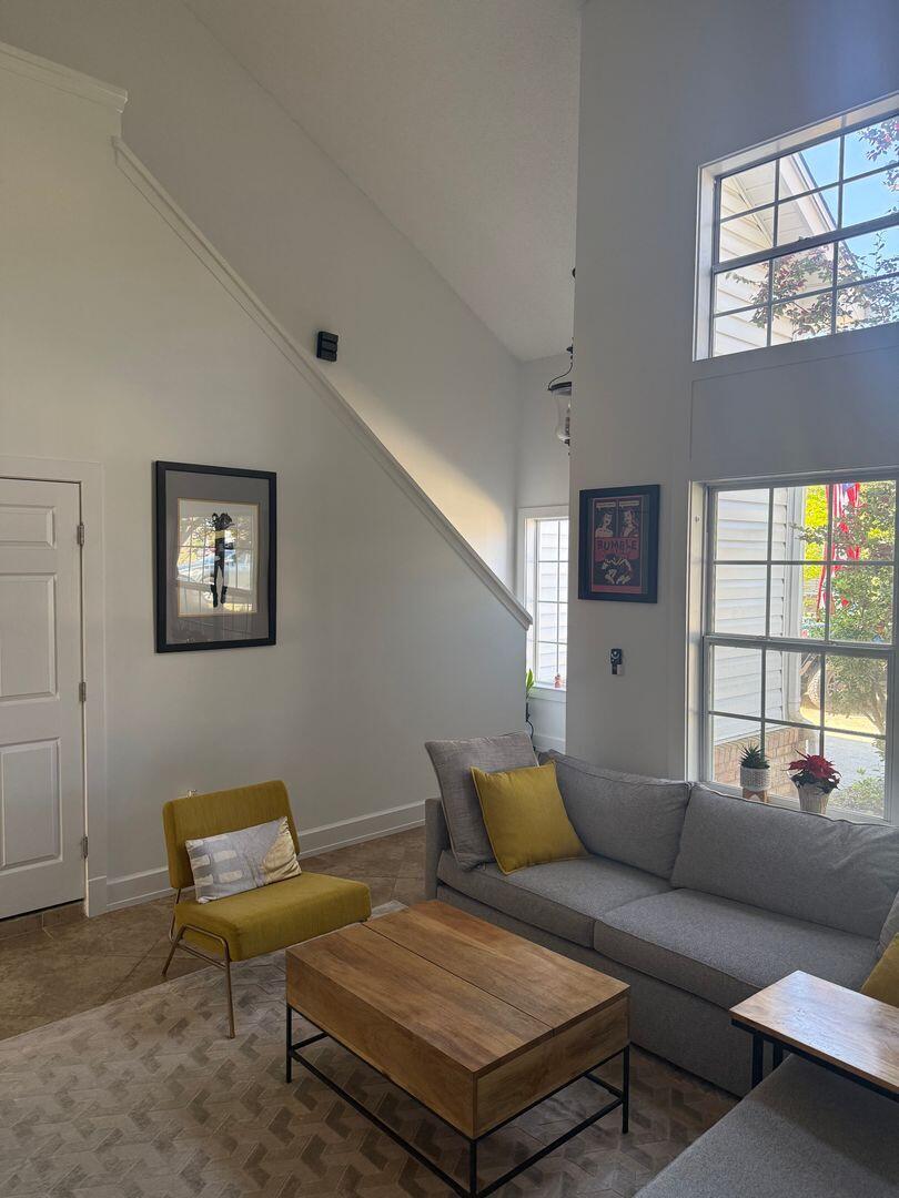 CANTERBURY WOODS - Residential Lease