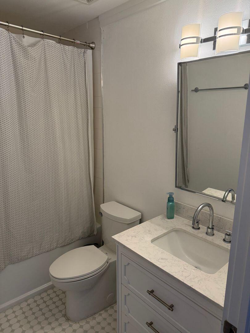 CANTERBURY WOODS - Residential Lease