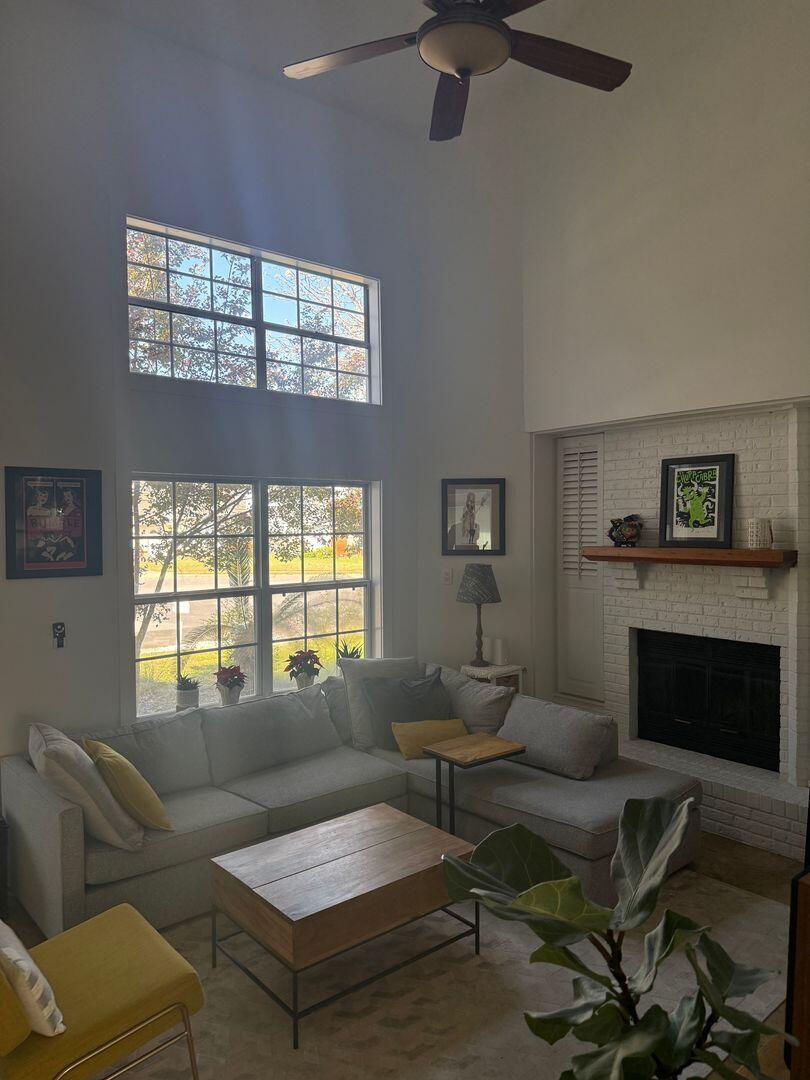 CANTERBURY WOODS - Residential Lease