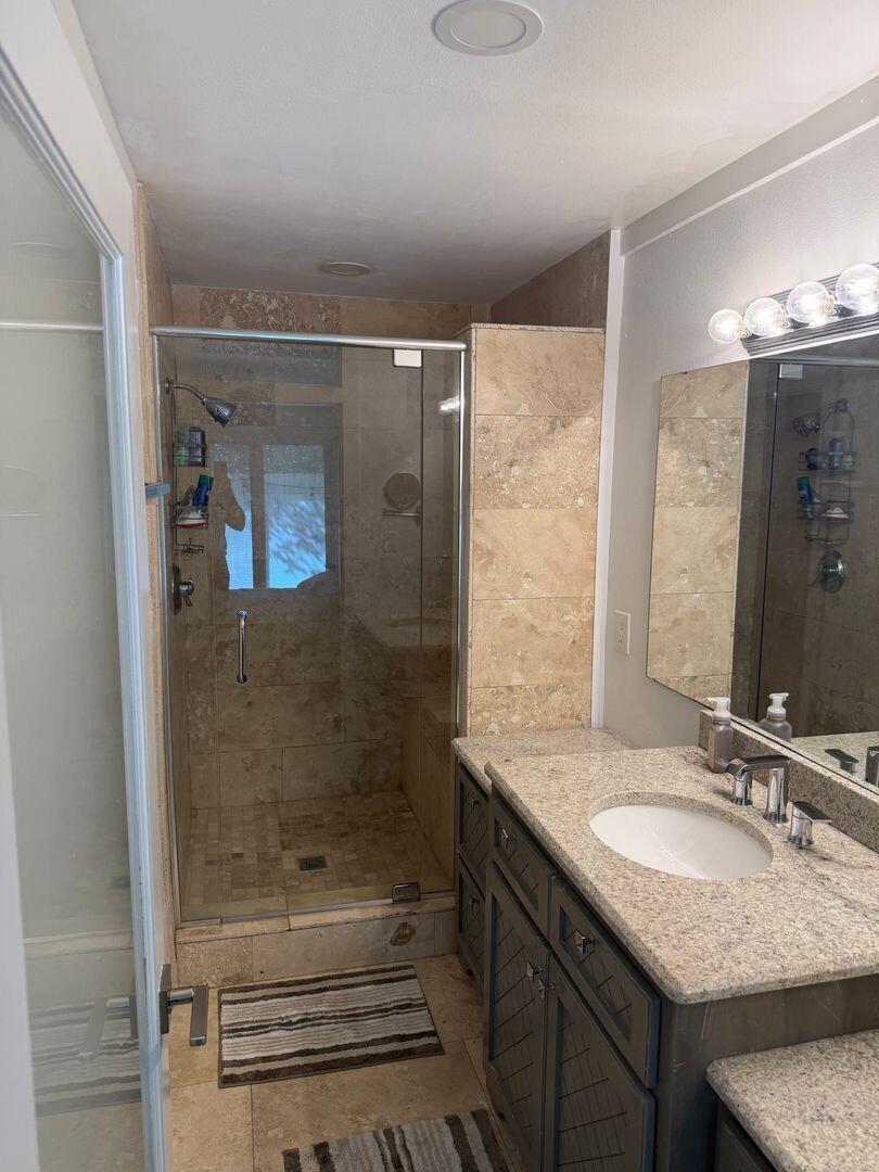 CANTERBURY WOODS - Residential Lease