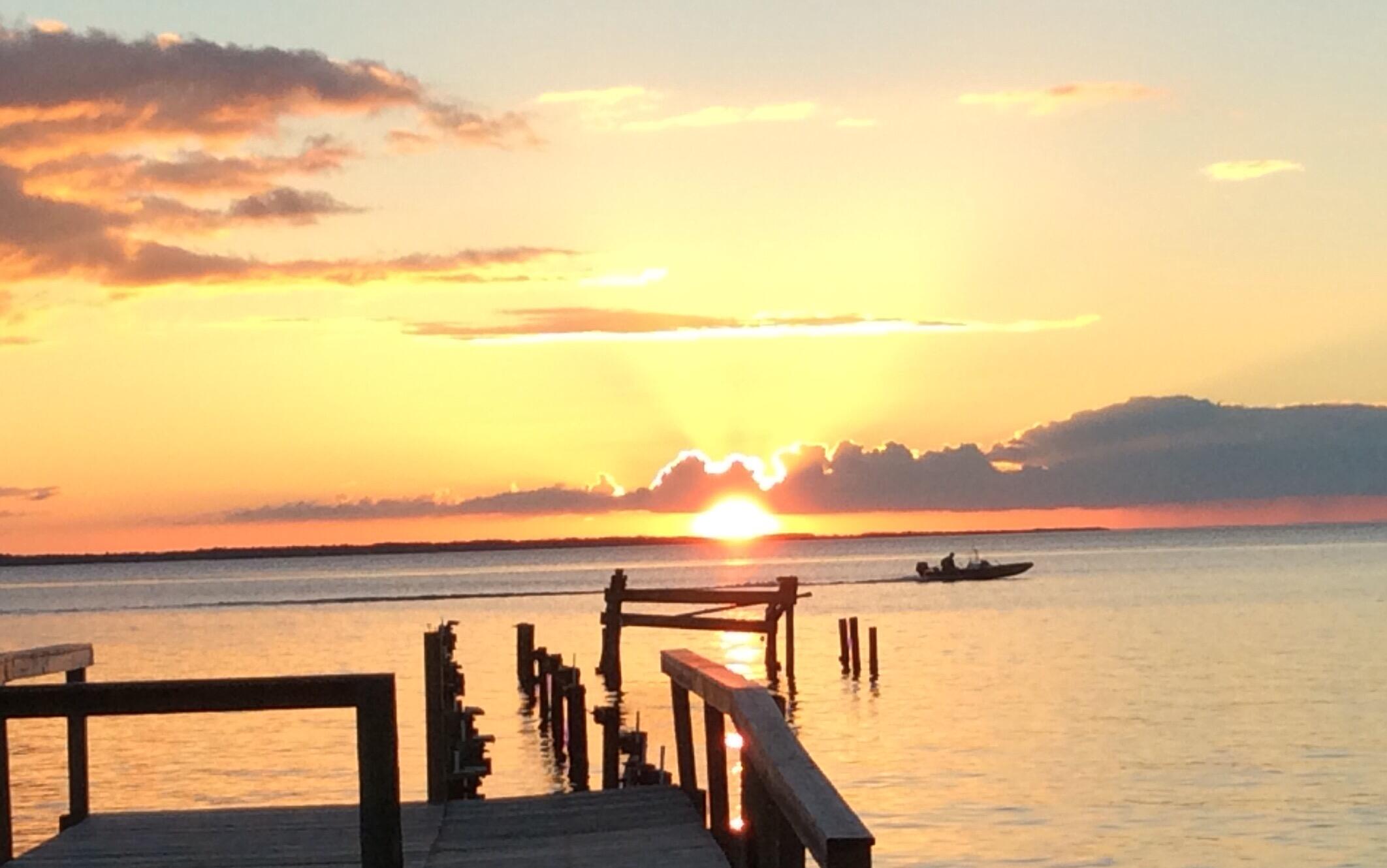 BAY GROVE - Residential