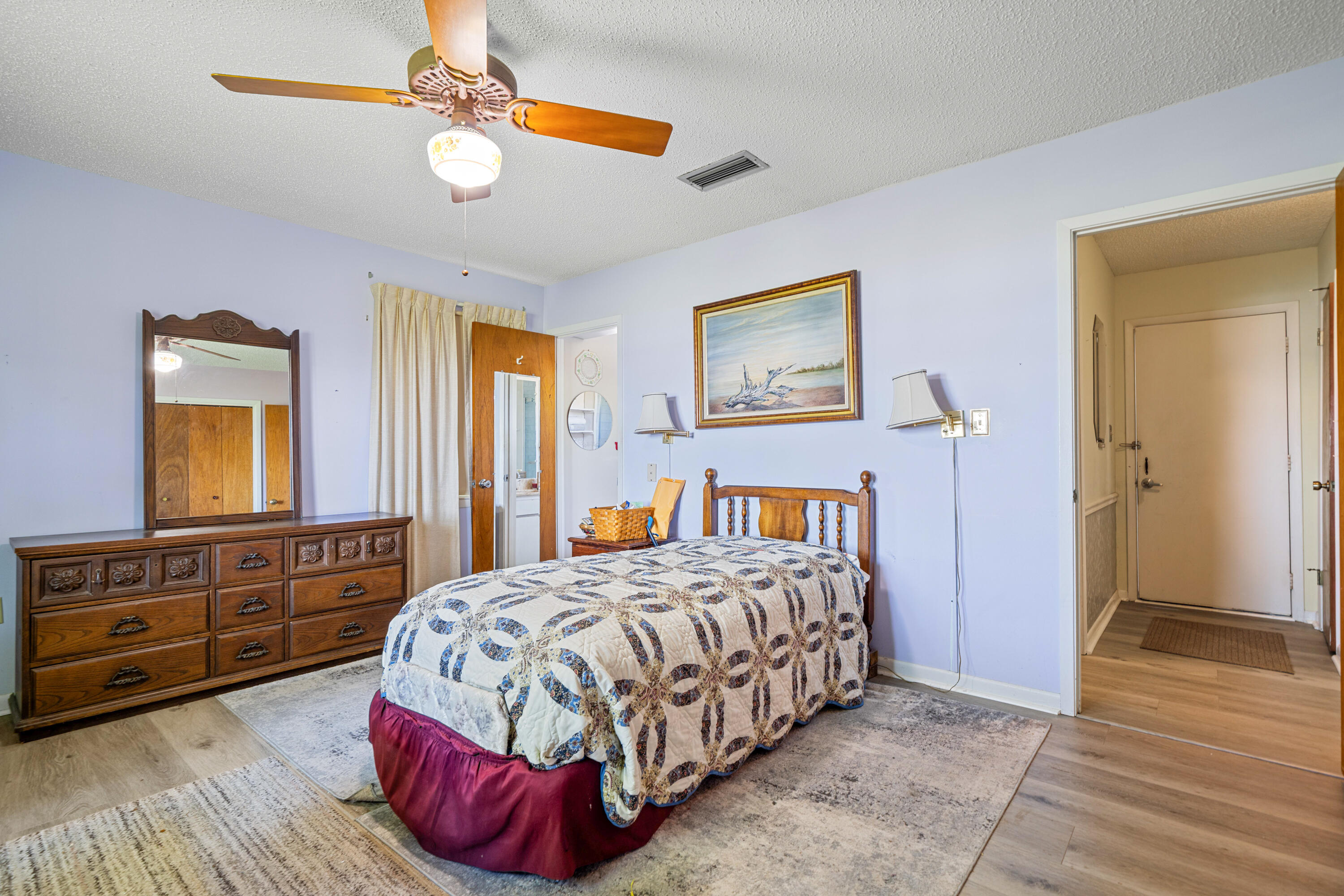 BAY GROVE - Residential