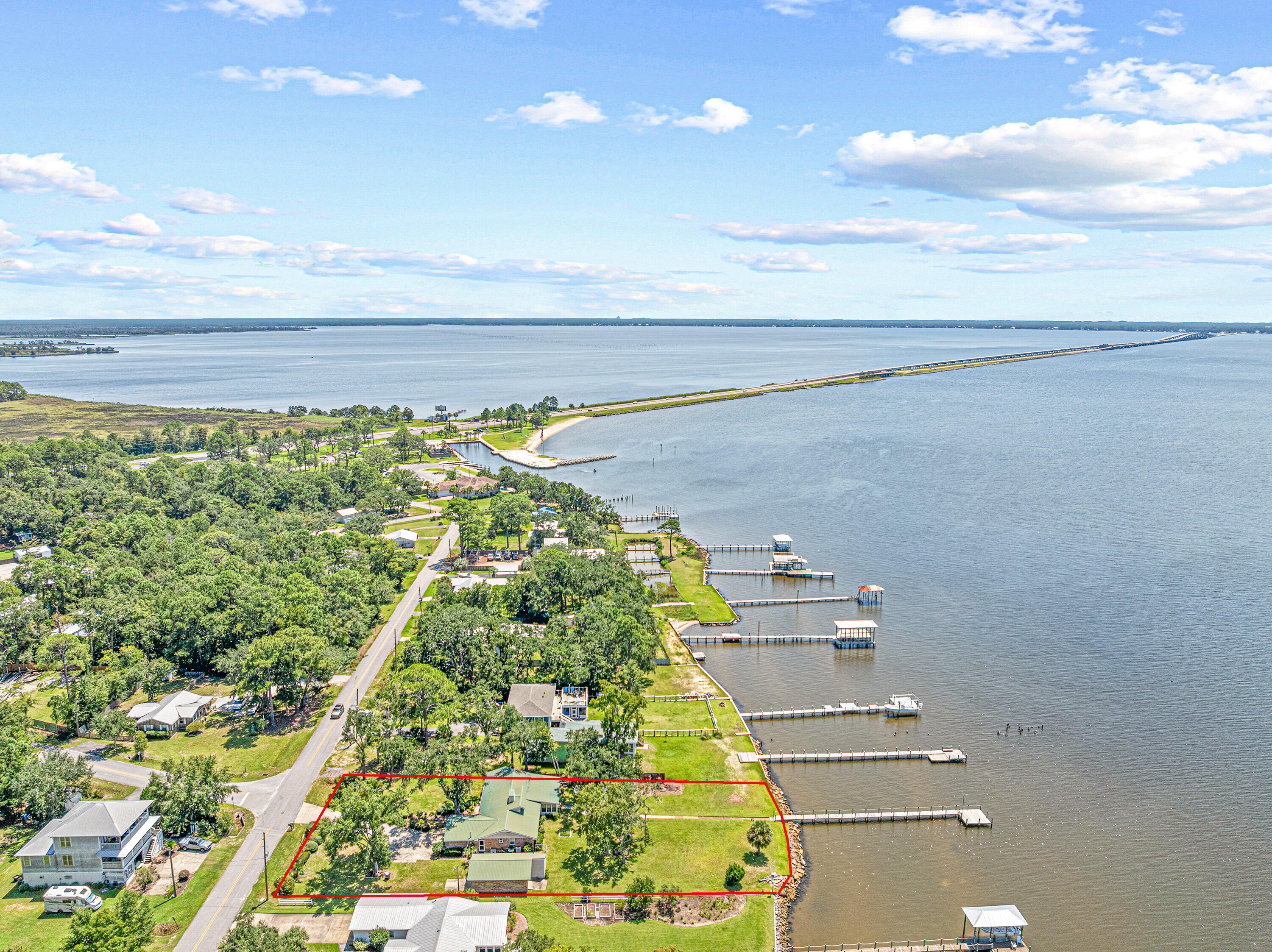 BAY GROVE - Residential