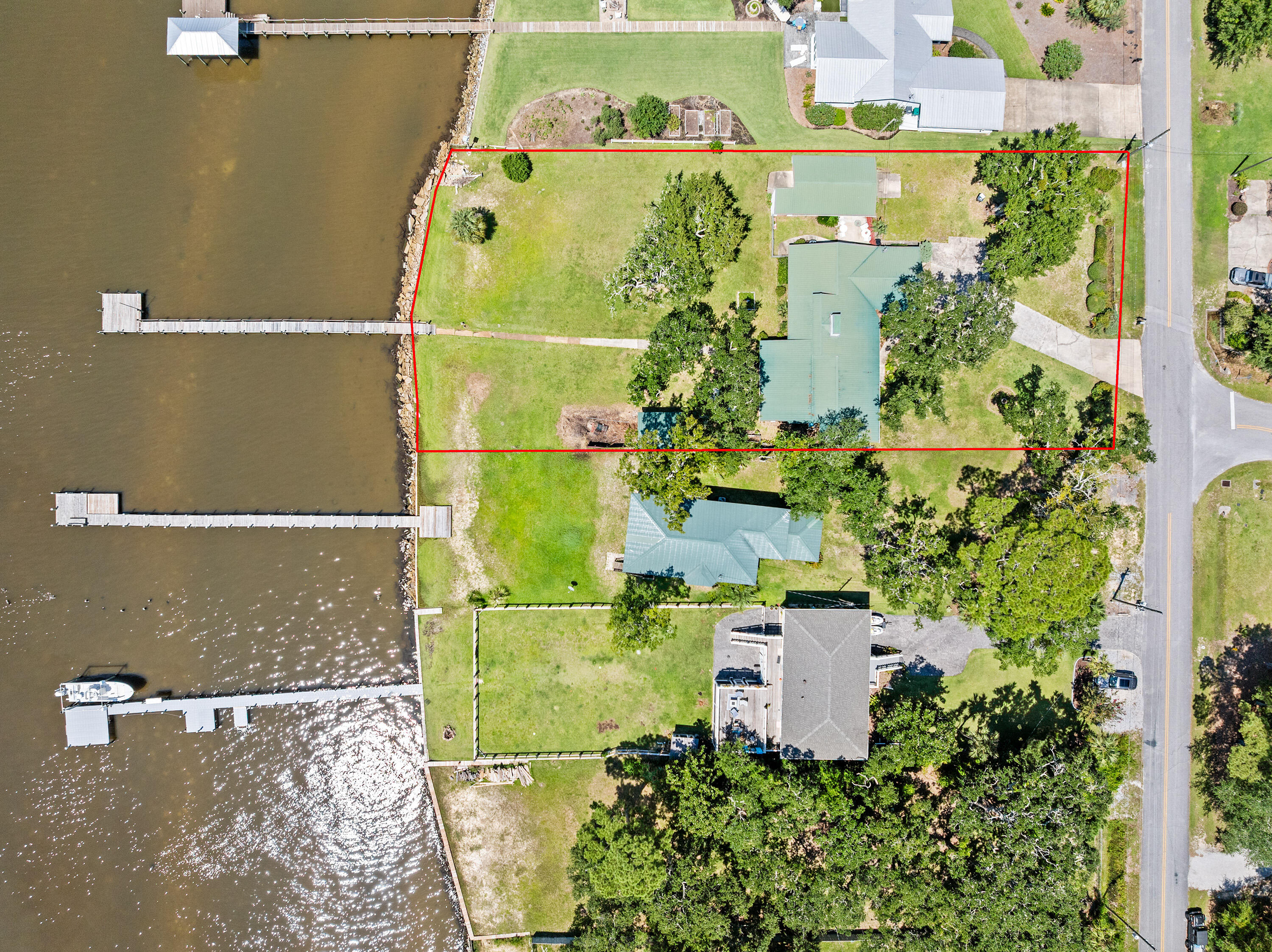 BAY GROVE - Residential