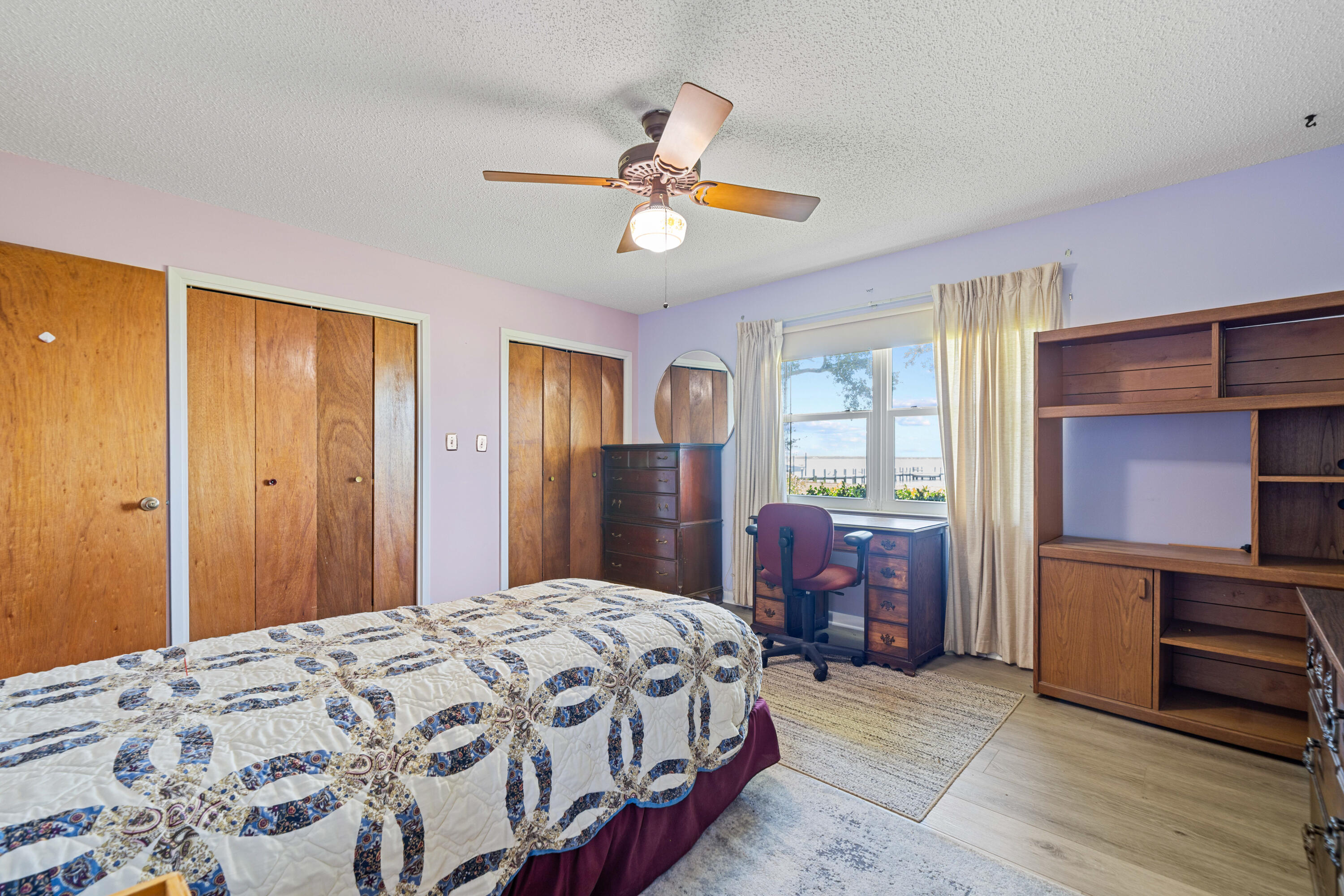 BAY GROVE - Residential