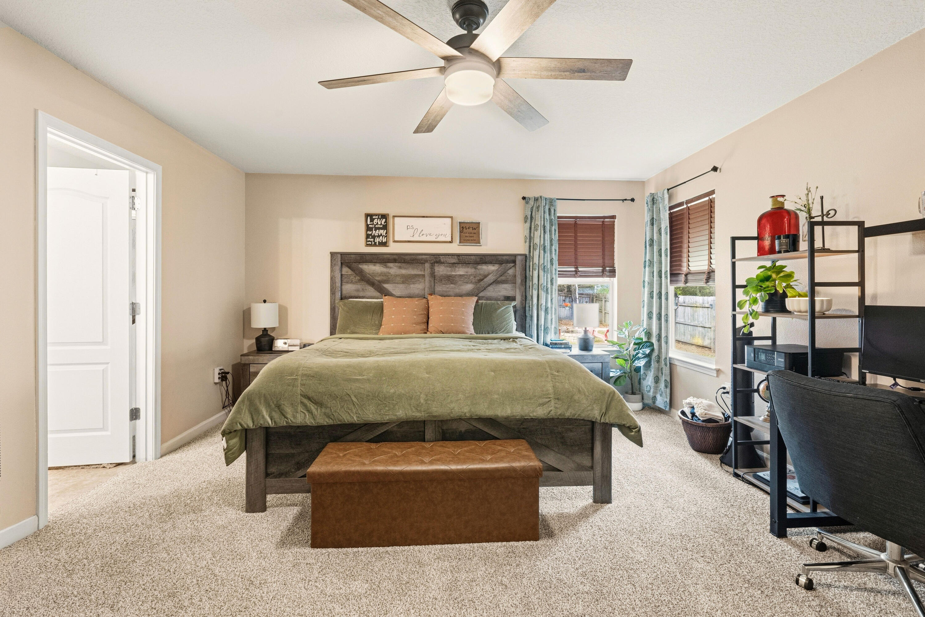 LOST CREEK - Residential