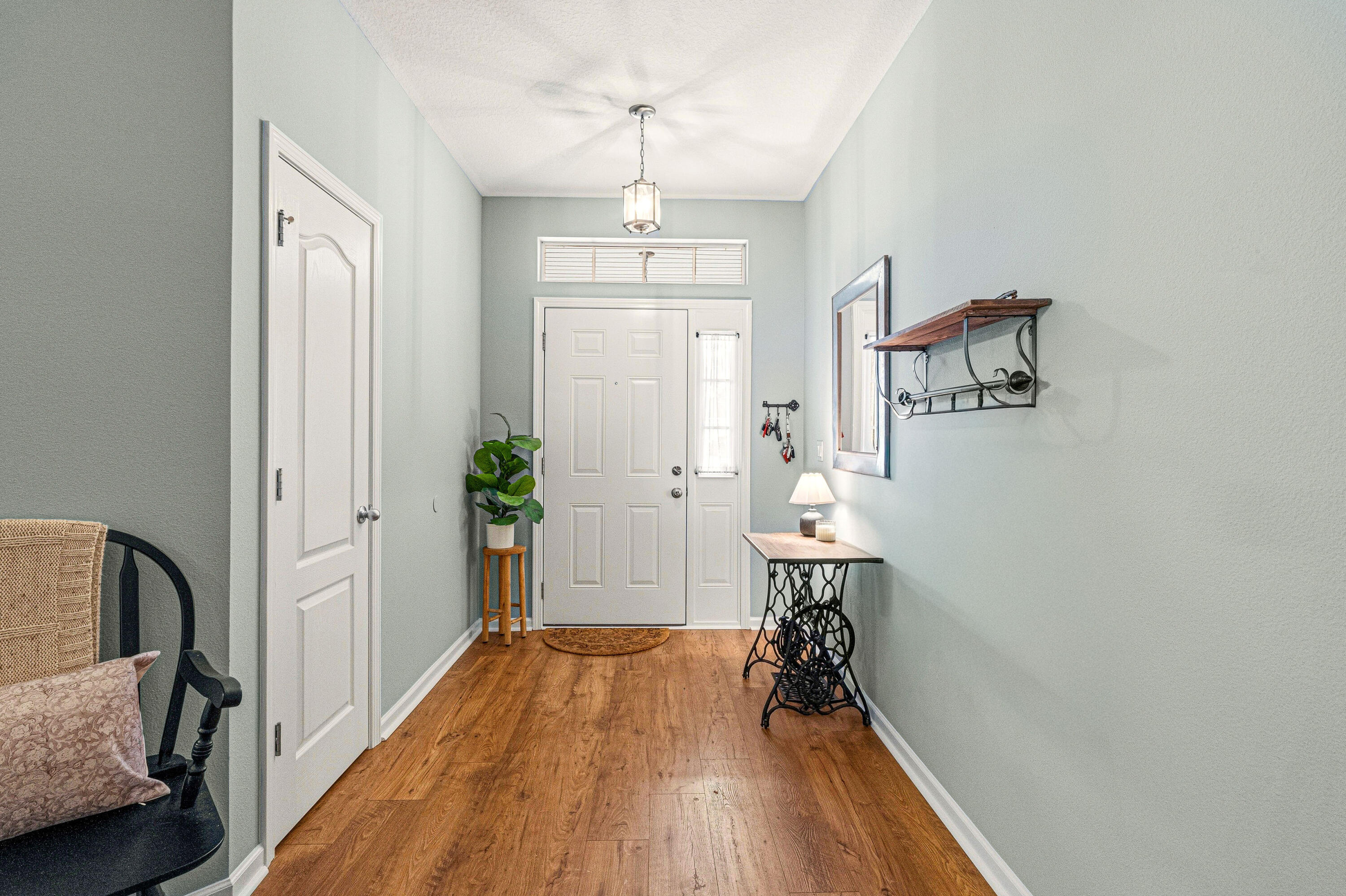 LOST CREEK - Residential