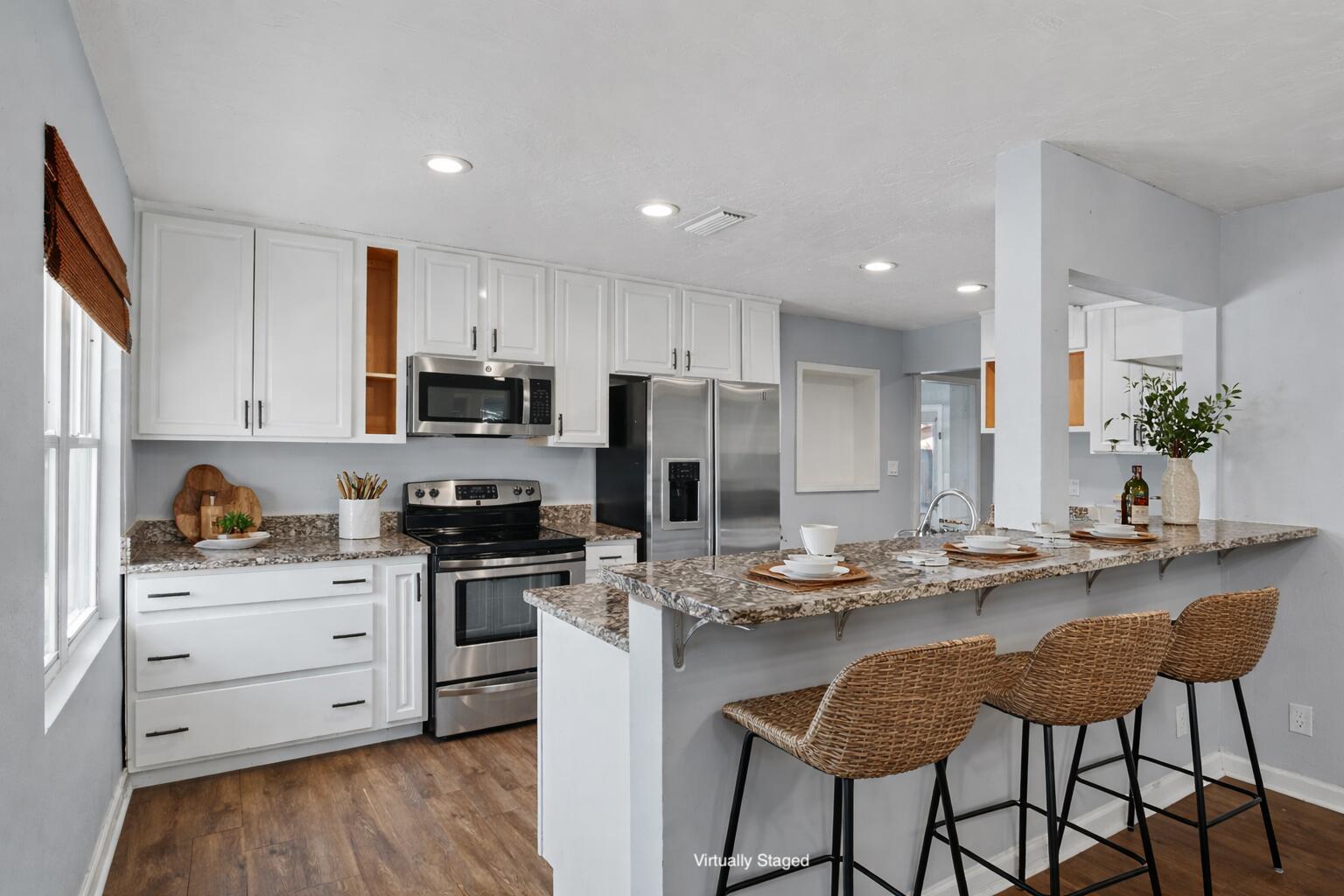 OAK TREE PARK - Residential