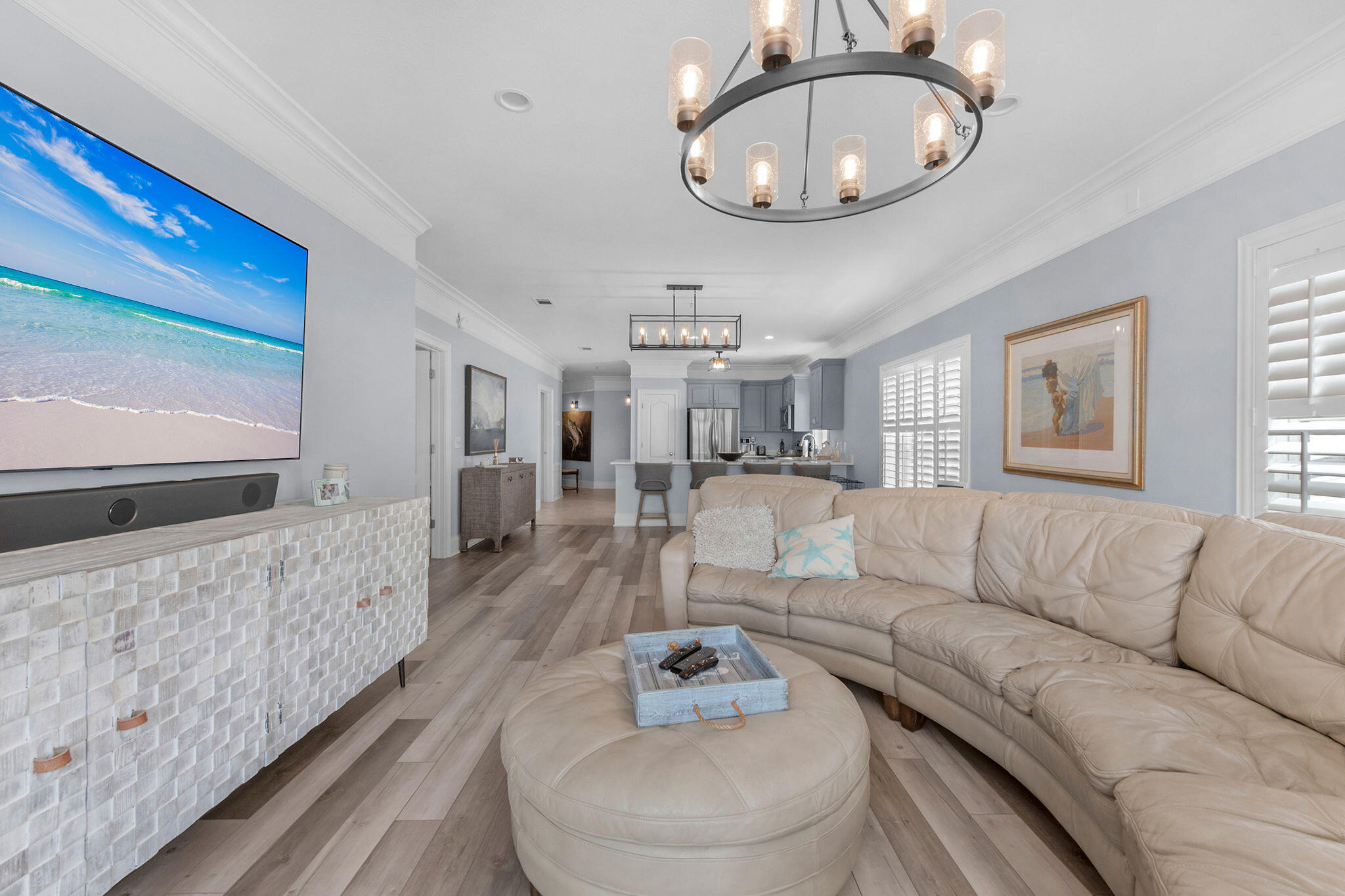 THE SOUND CONDOMINIUM - Residential