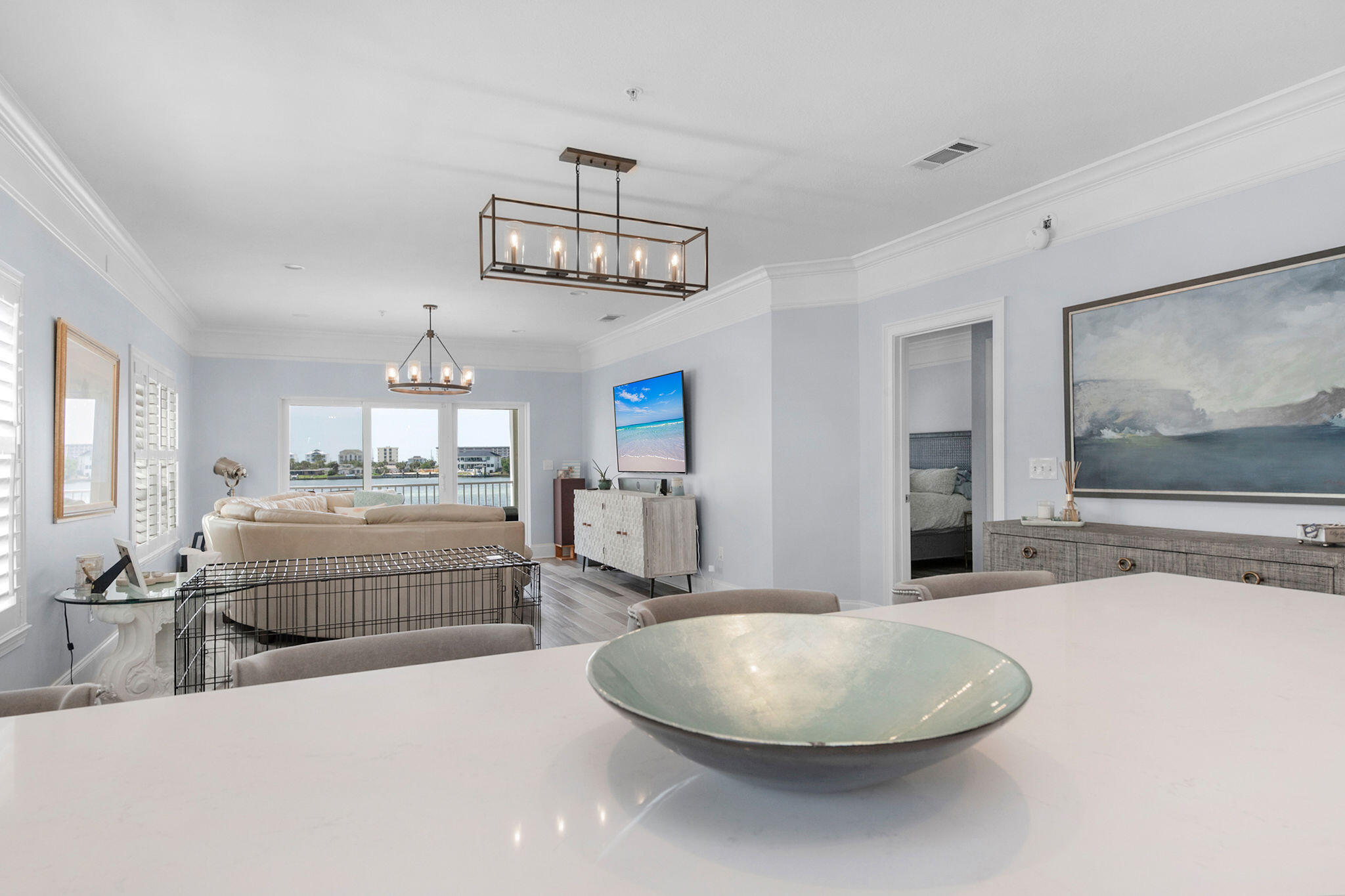 THE SOUND CONDOMINIUM - Residential