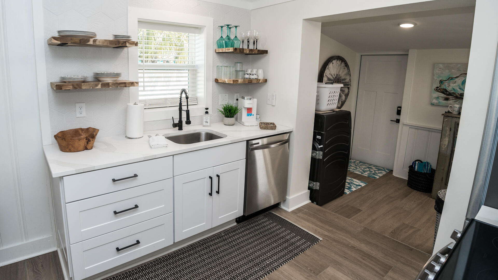 BID-A-WEE S/D - Residential