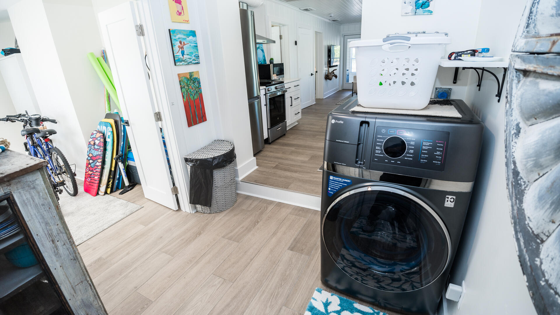 BID-A-WEE S/D - Residential