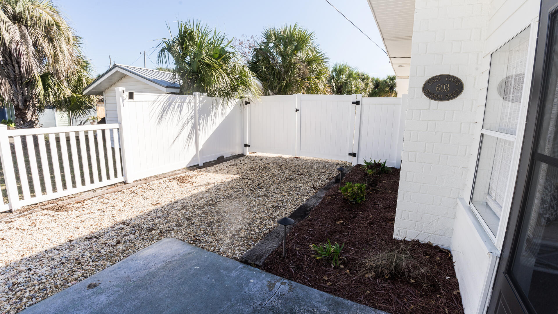 BID-A-WEE S/D - Residential