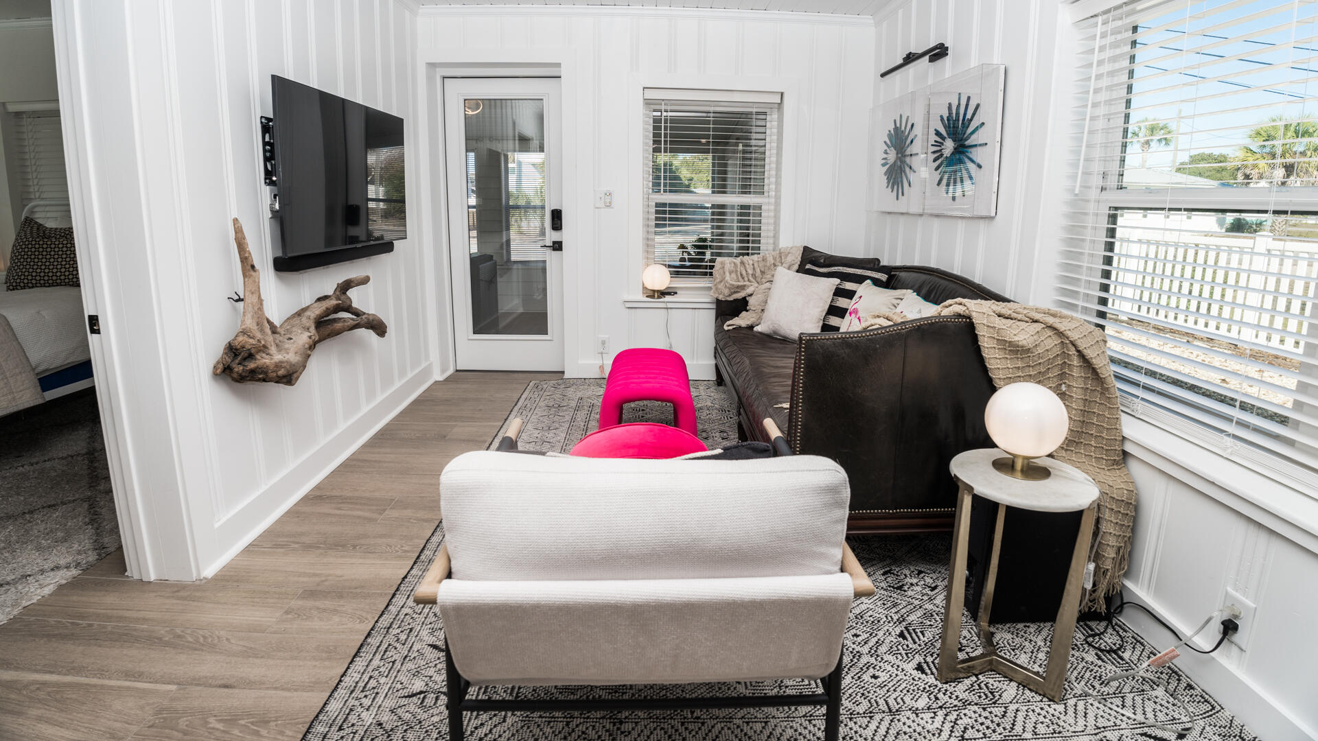 BID-A-WEE S/D - Residential