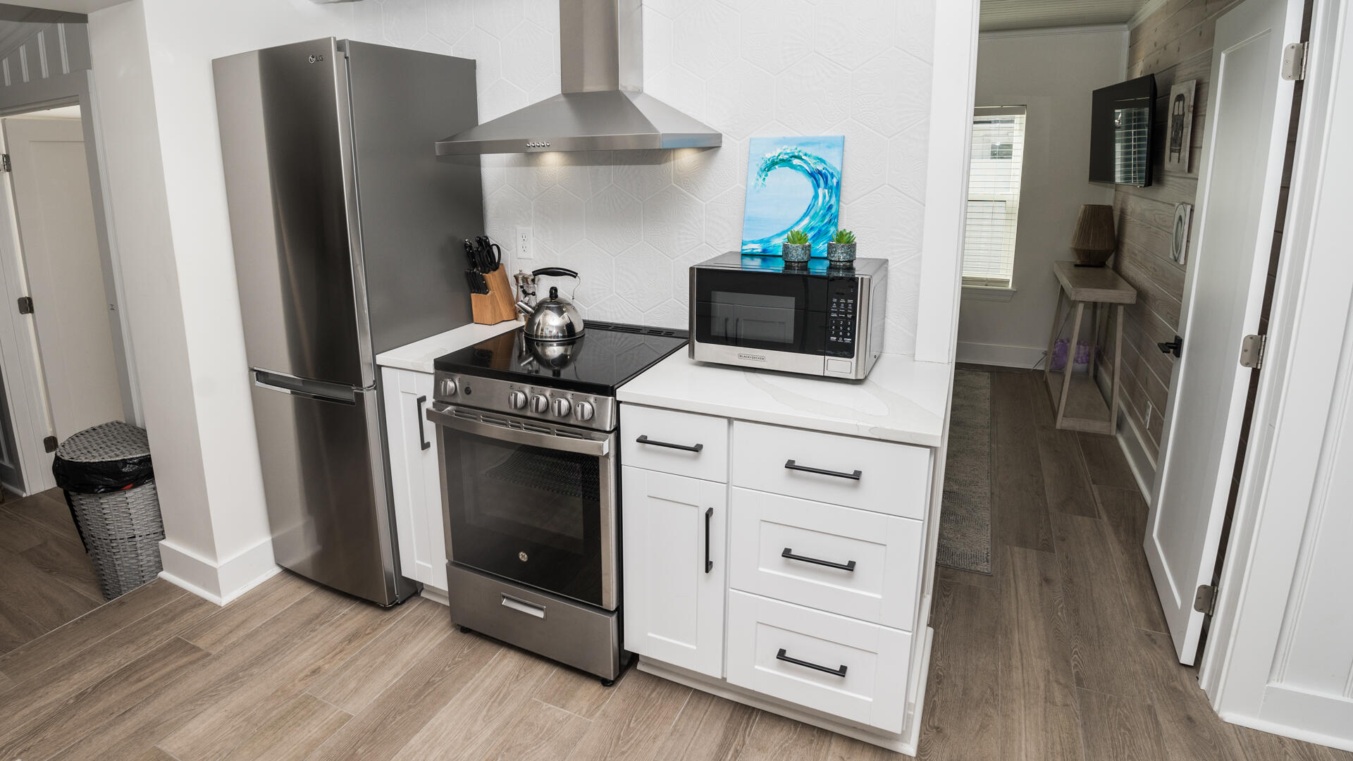 BID-A-WEE S/D - Residential