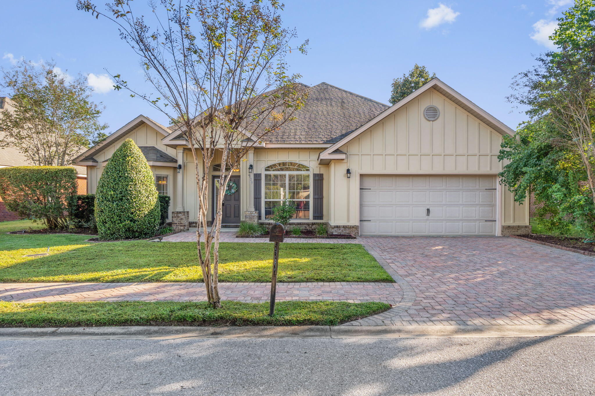 MUSSETT BAYOU ESTATES - Residential