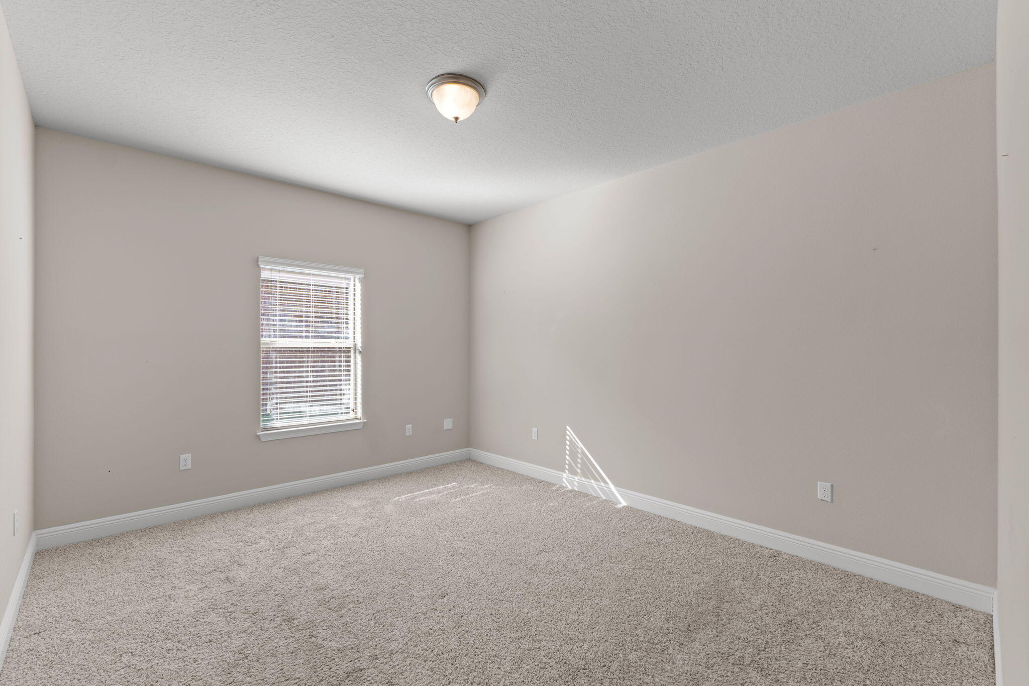 MUSSETT BAYOU ESTATES - Residential