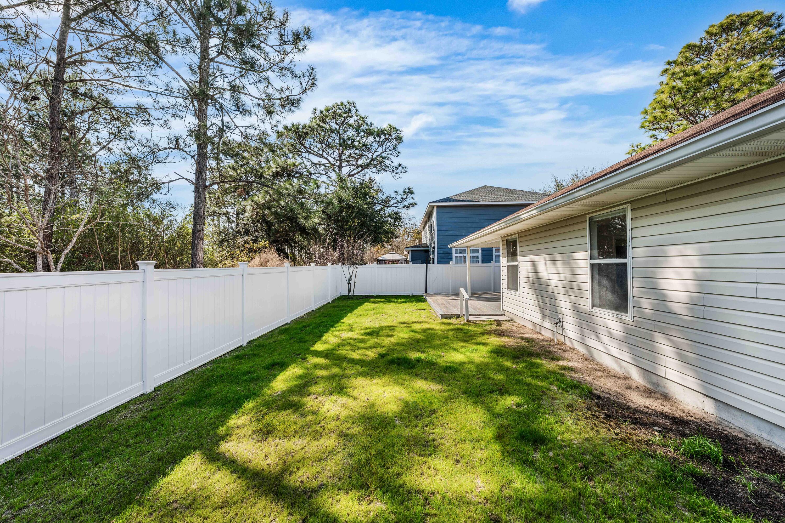 MACK BAYOU ESTATES - Residential