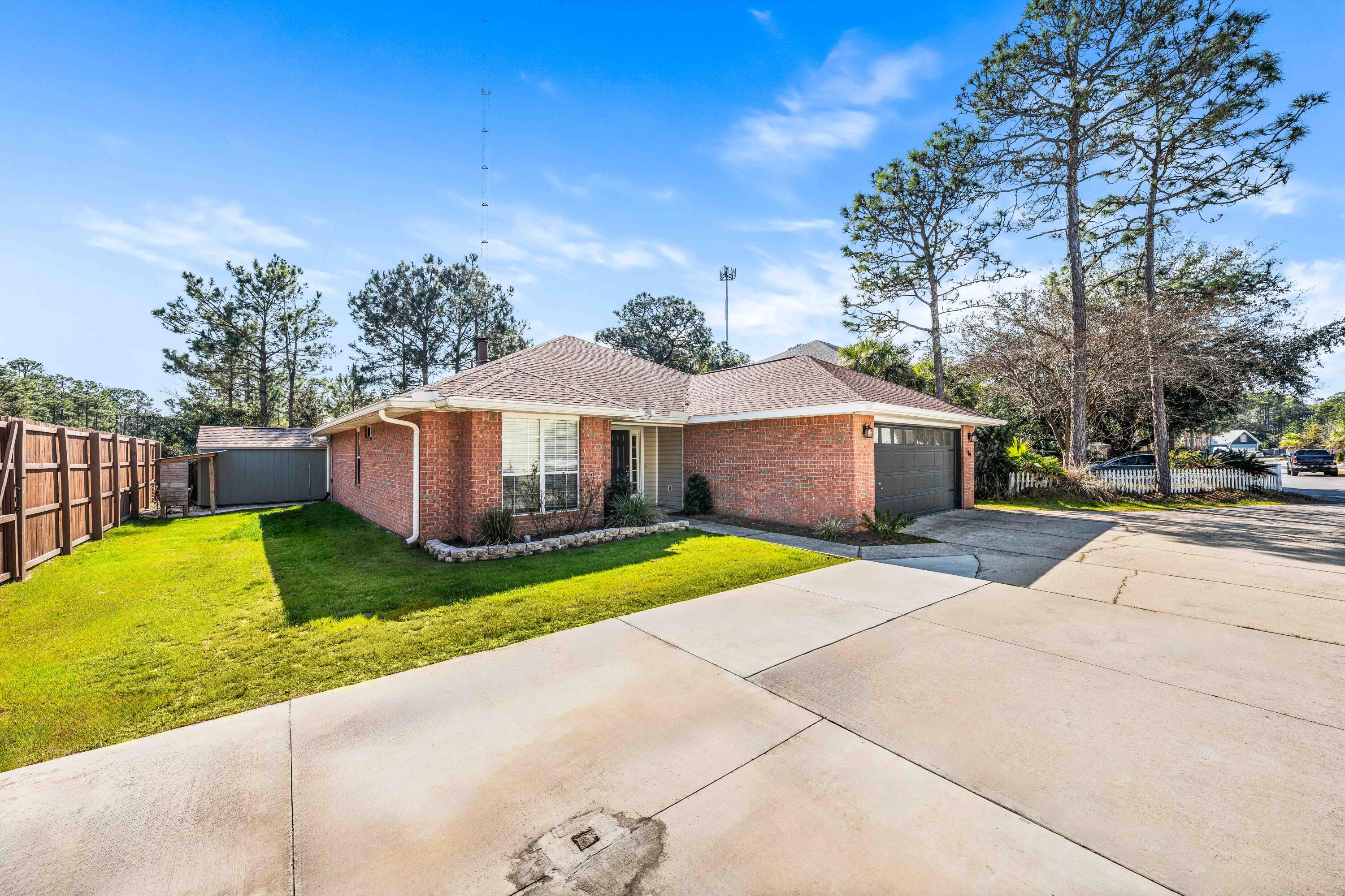 MACK BAYOU ESTATES - Residential