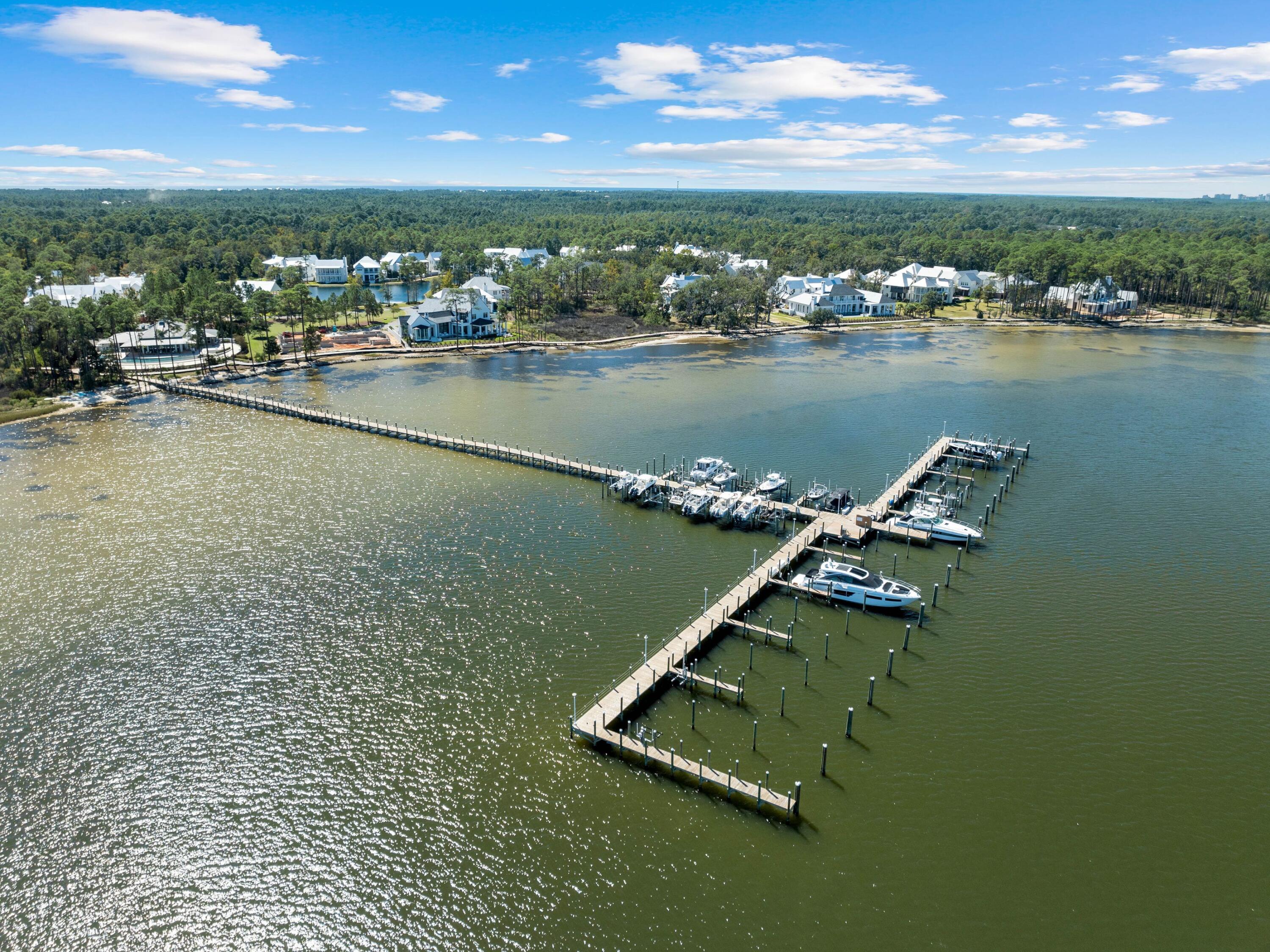 CHURCHILL OAKS - Residential