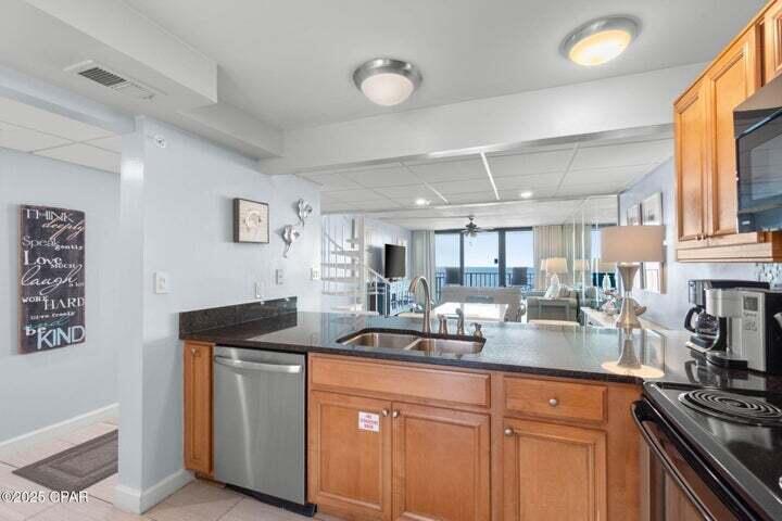 EDGEWATER TOWER 3 - Residential