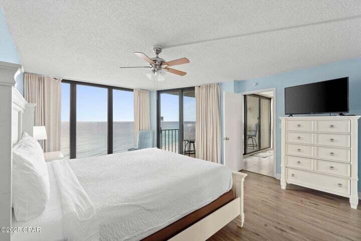 EDGEWATER TOWER 3 - Residential