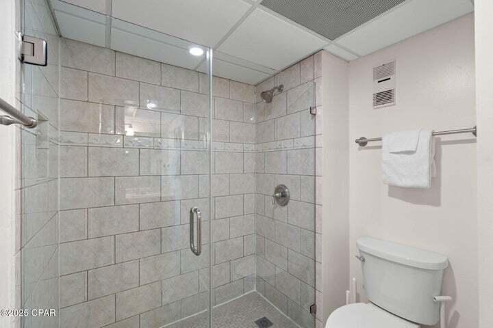 EDGEWATER TOWER 3 - Residential