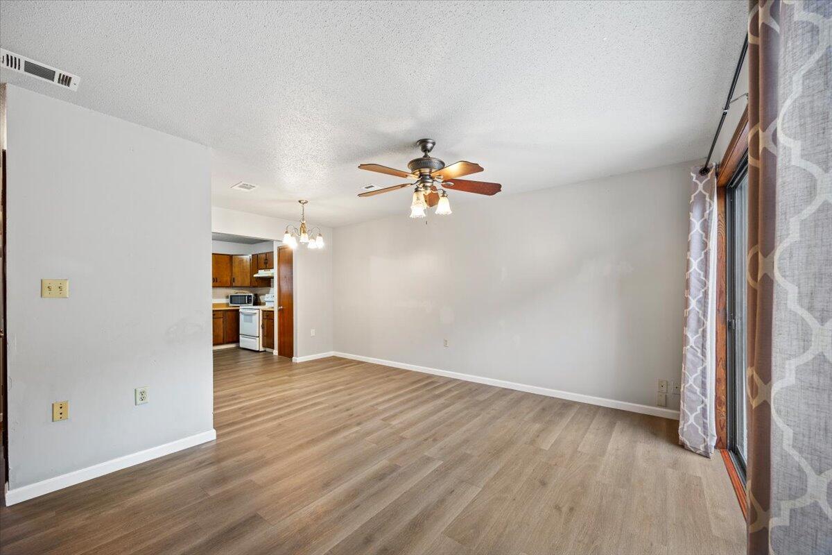 SHANGRA WOODS 1ST ADDN - Residential