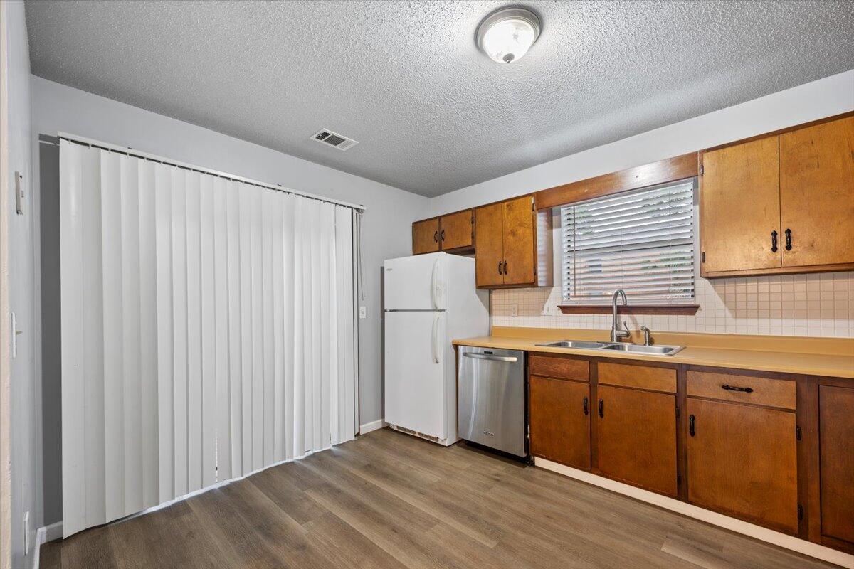 SHANGRA WOODS 1ST ADDN - Residential