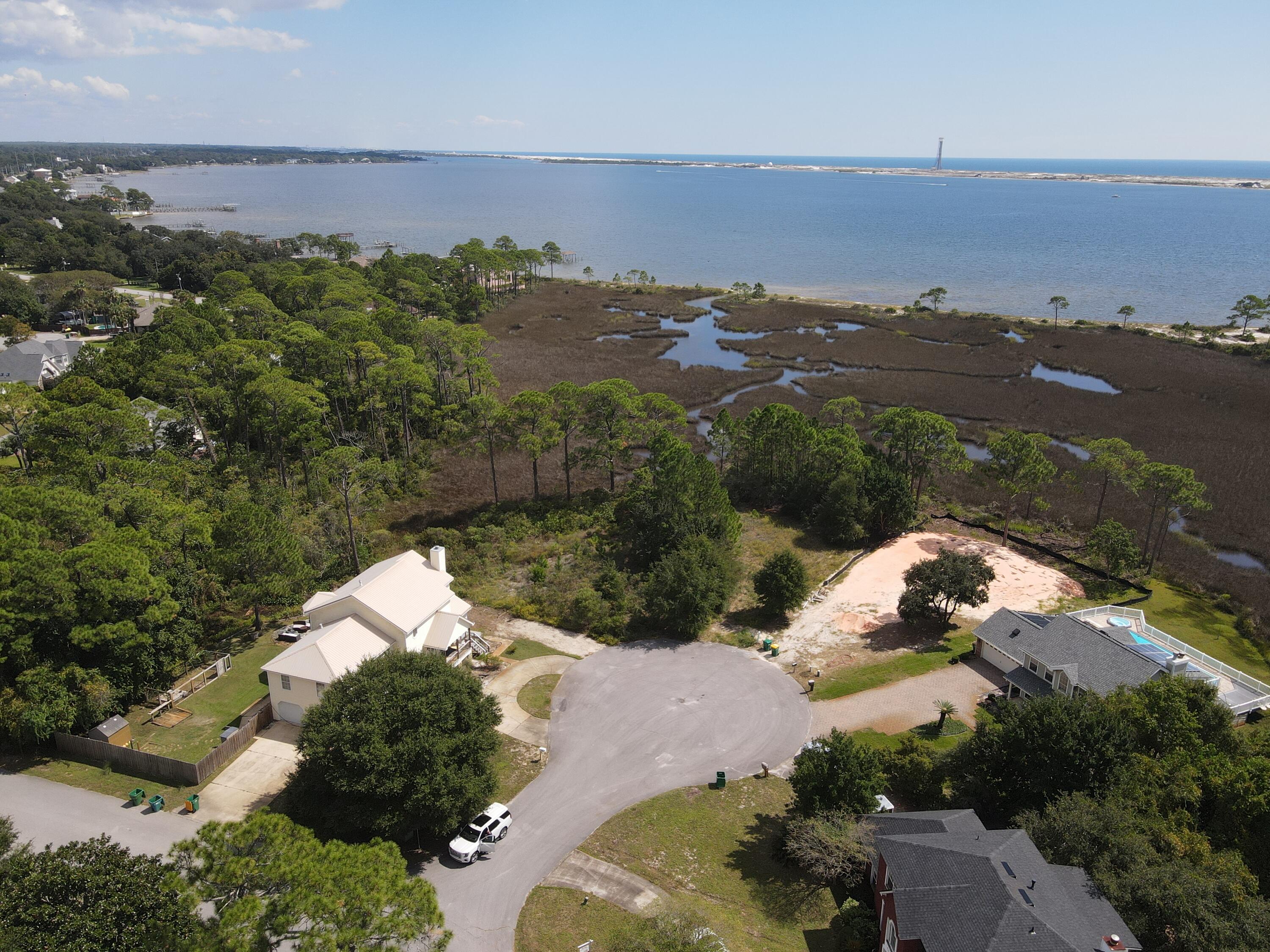 413 Emerald Court