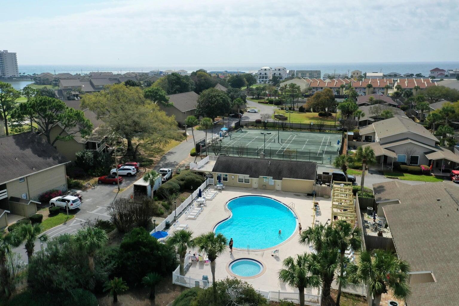 SEASCAPE CONDO TENNIS VILLAGE - Residential