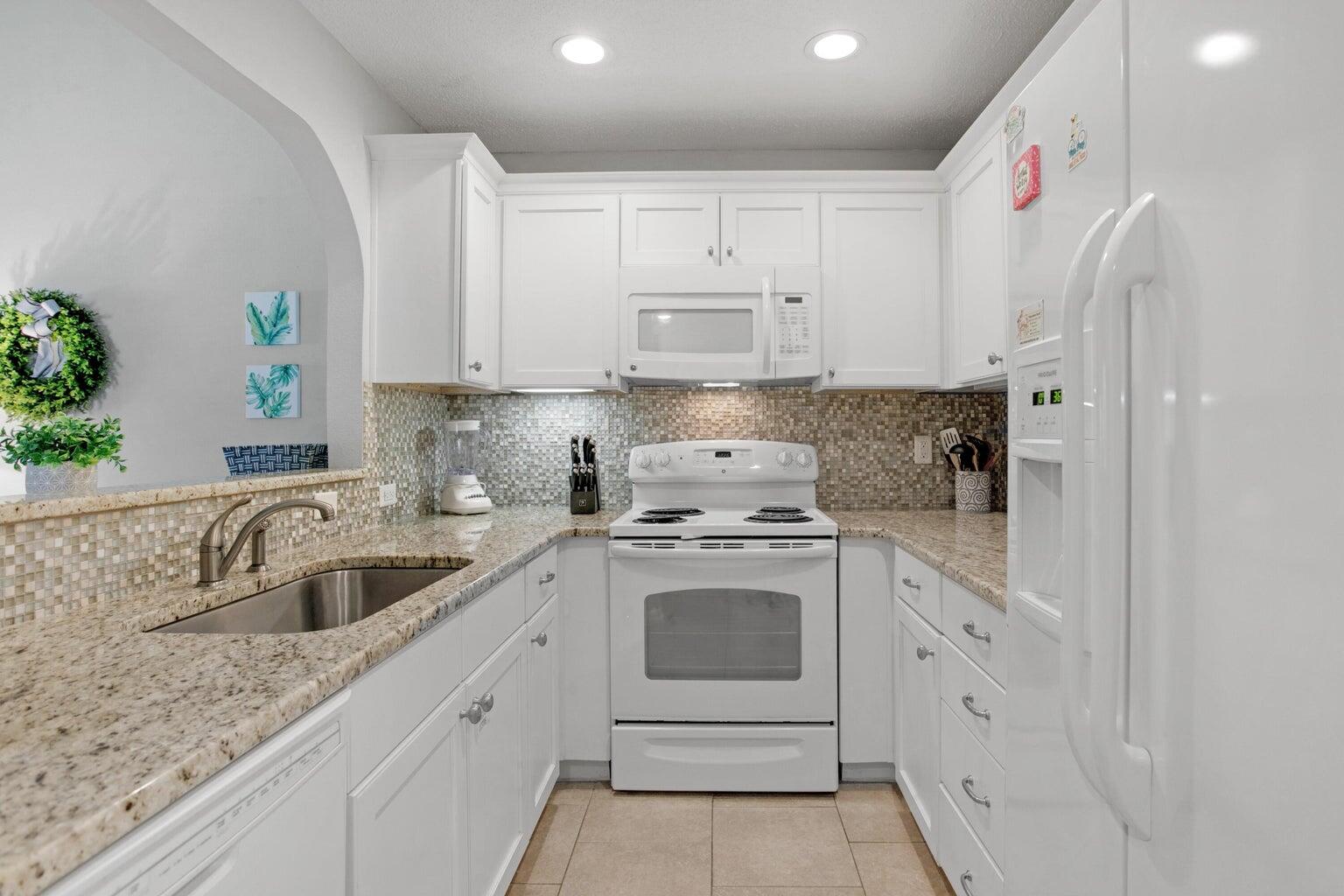 SEASCAPE CONDO TENNIS VILLAGE - Residential