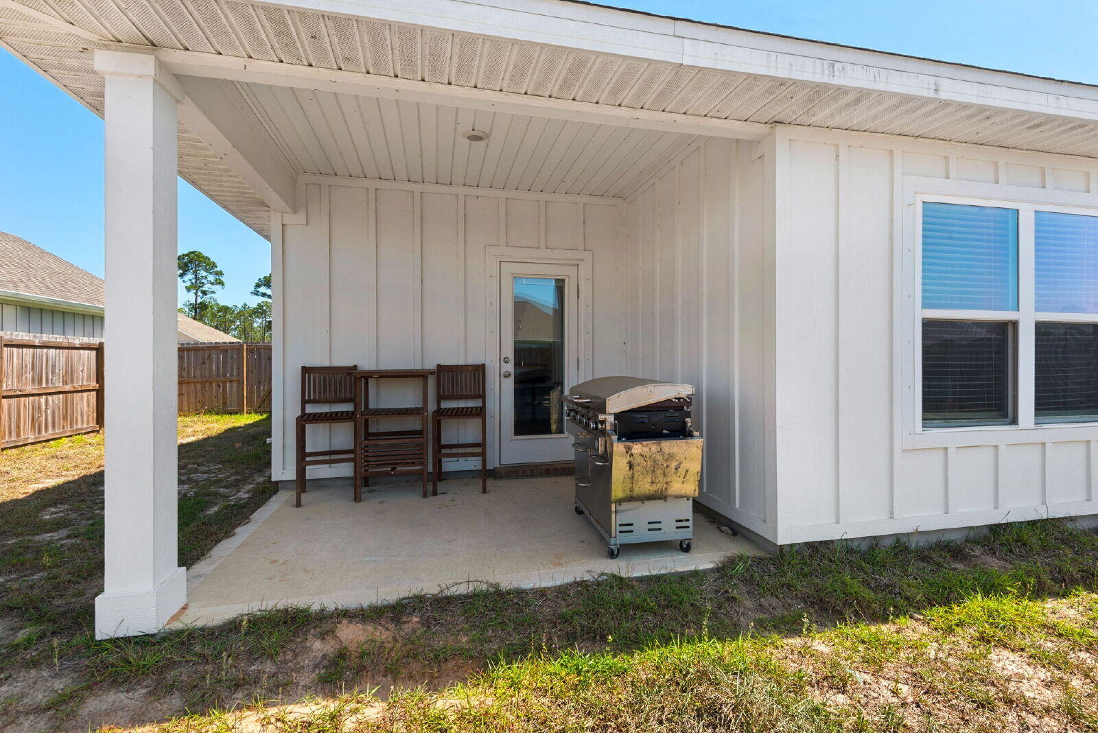 FOREST BAY ESTATES - Residential Lease