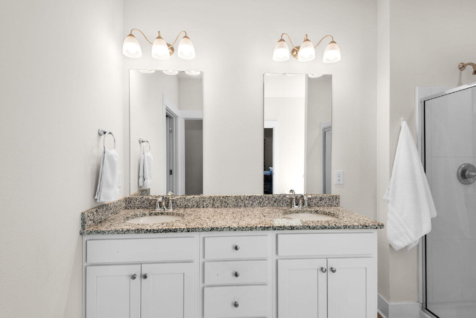 FOREST BAY ESTATES - Residential Lease