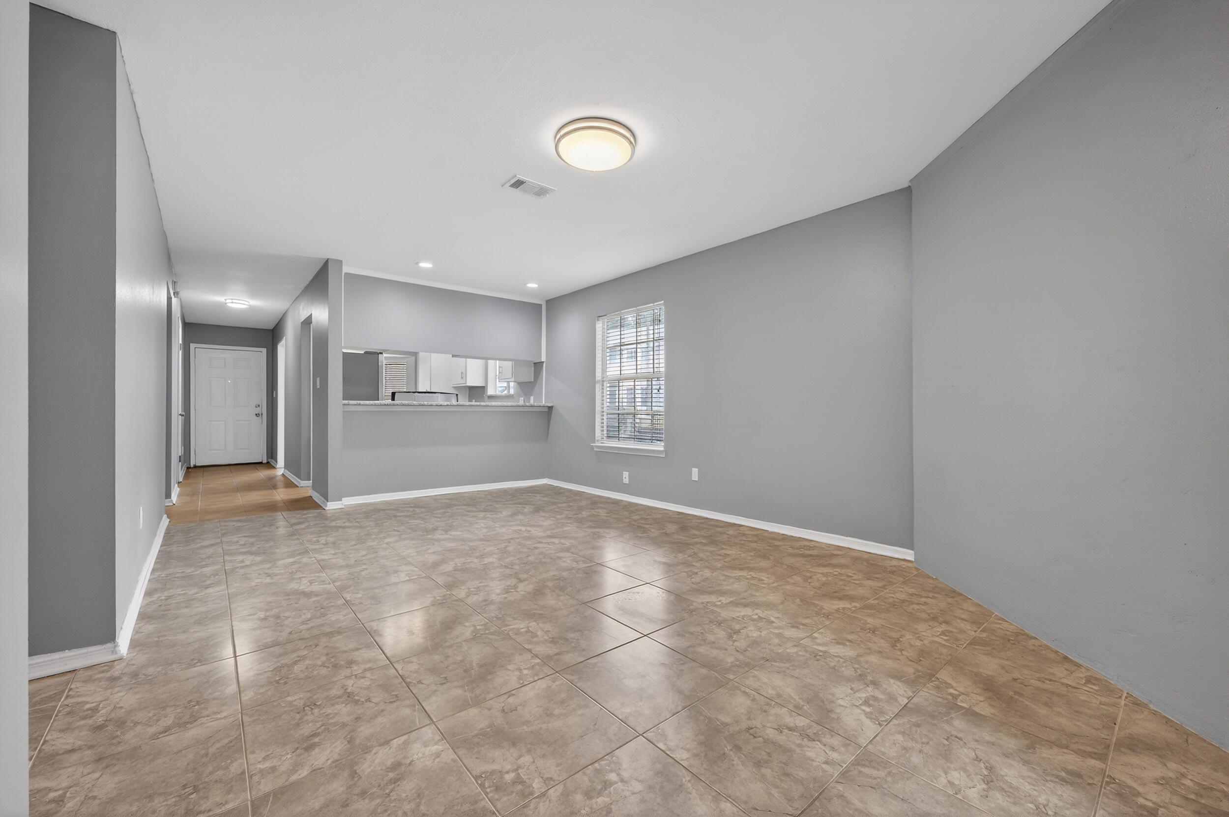 LA CHATEAU - Residential