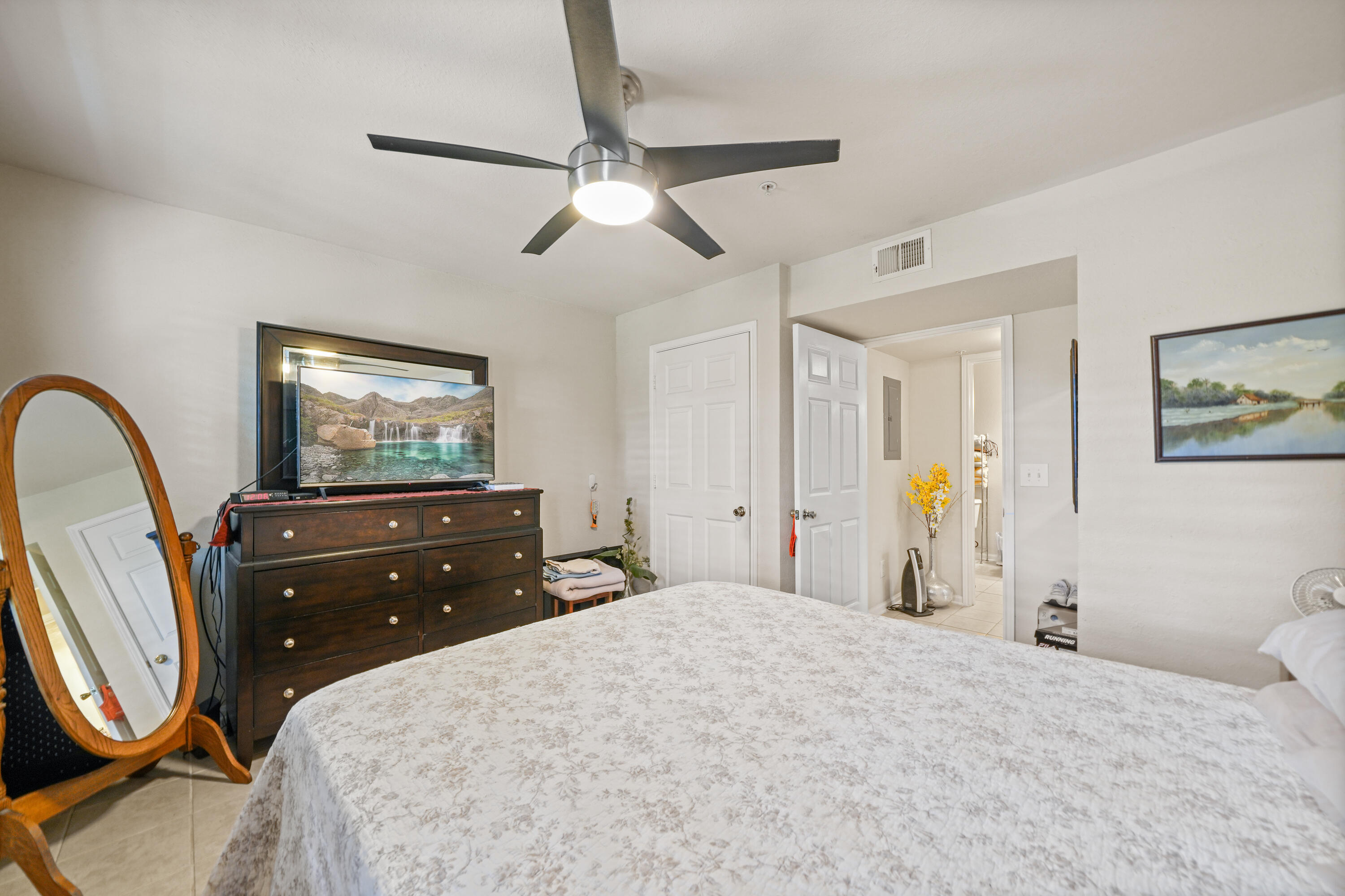 INDIAN LAKE - Residential