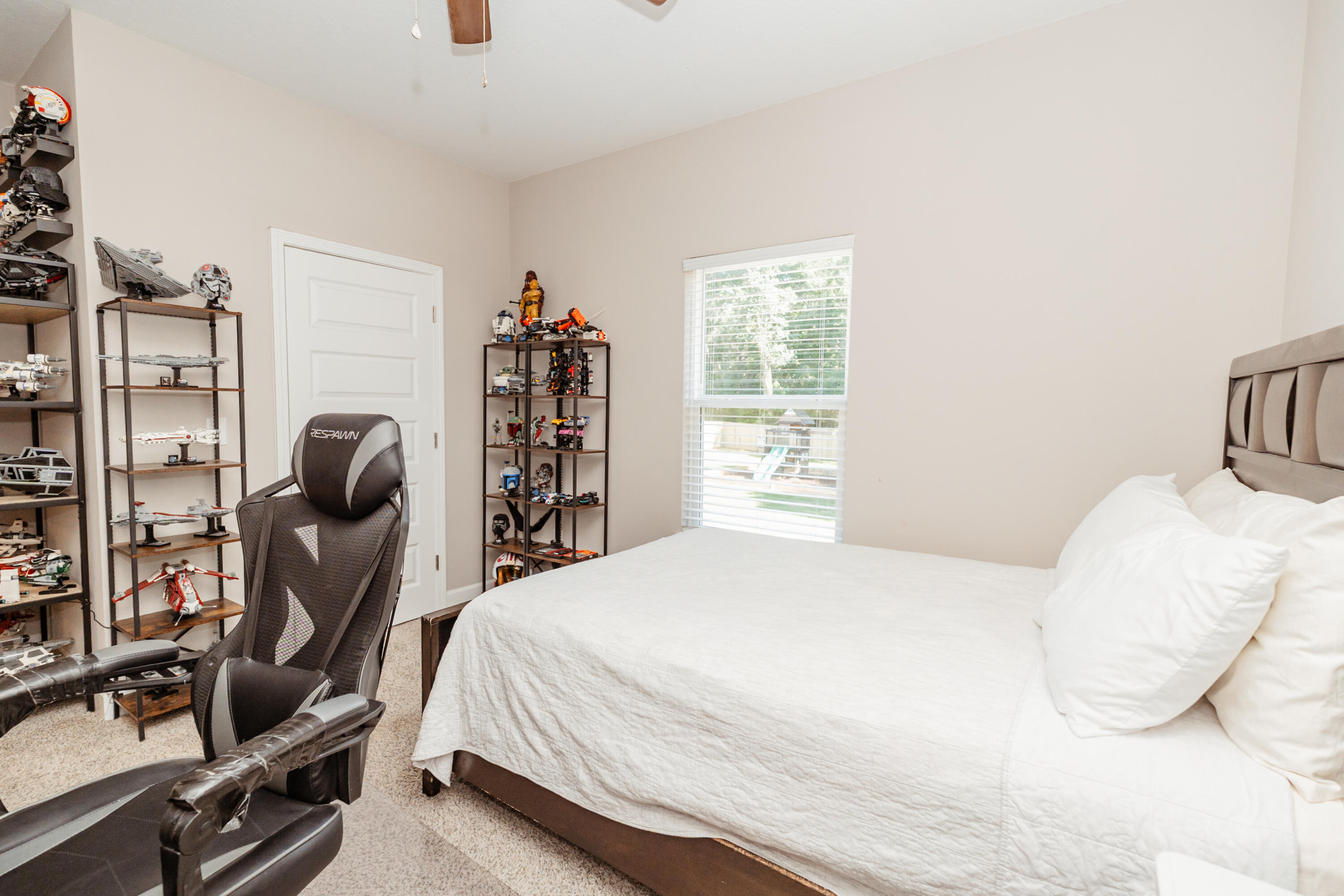 PINEY WOODS EST - Residential Lease